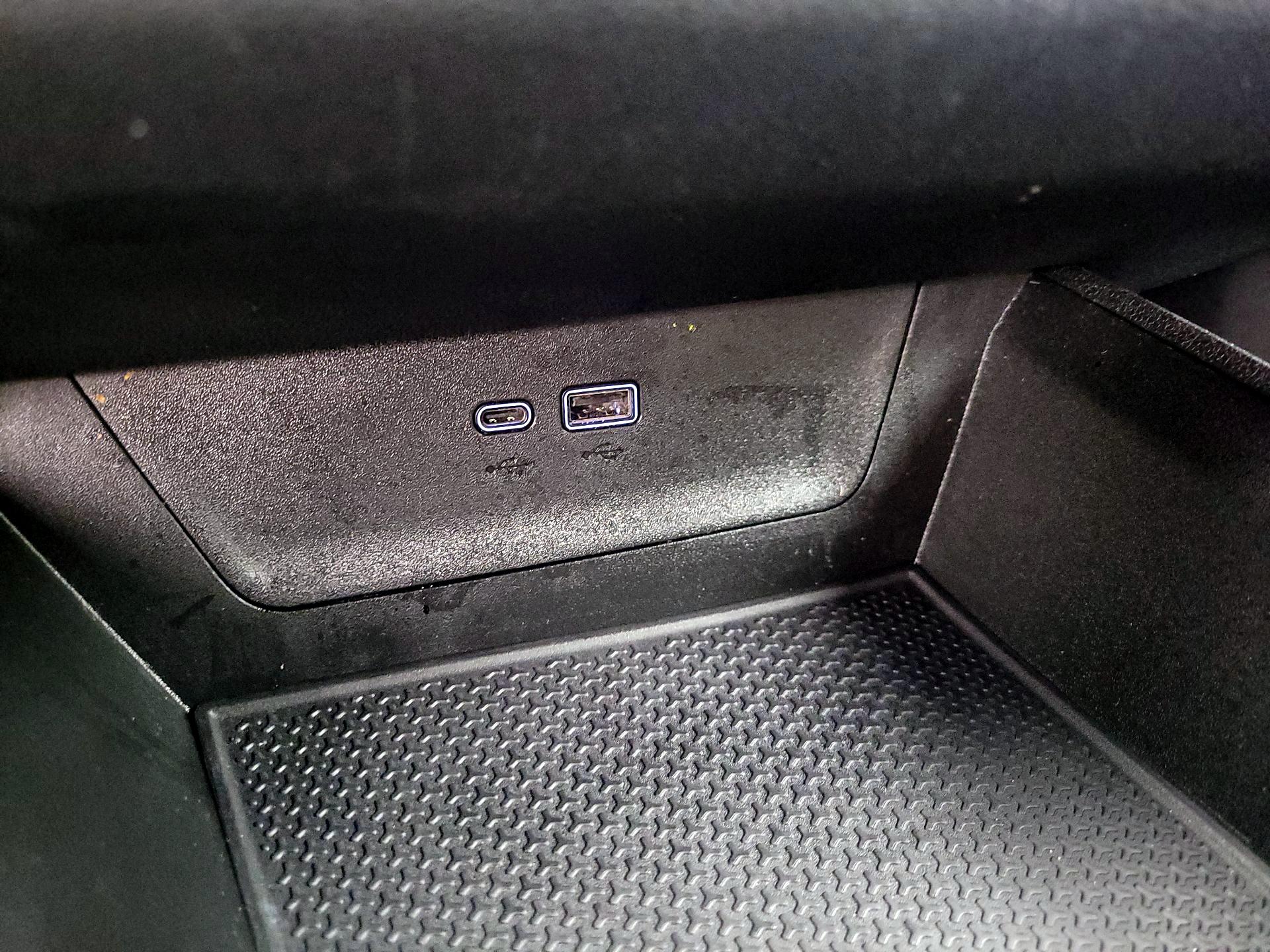 Thumbnail: 2025 Chevrolet Equinox - 17