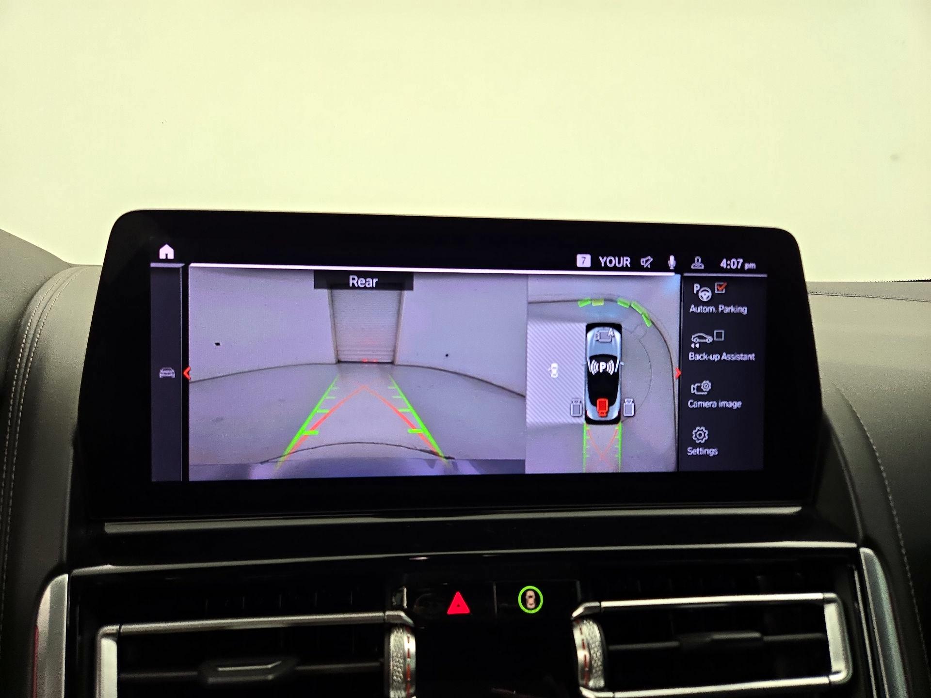 Thumbnail: 2023 BMW 8 Series - 15