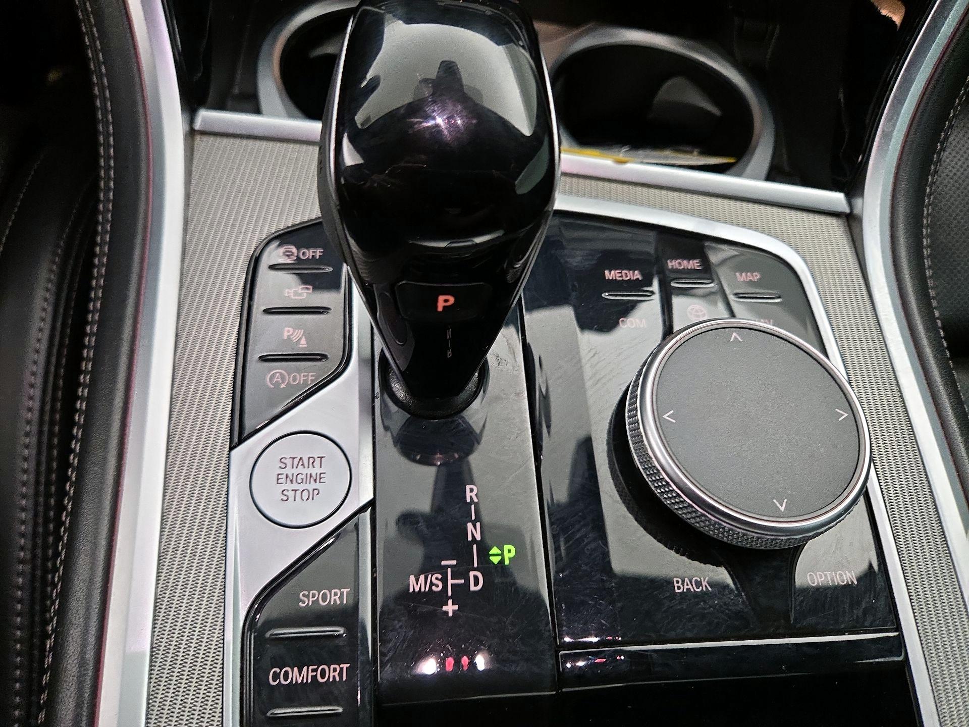 Thumbnail: 2023 BMW 8 Series - 18