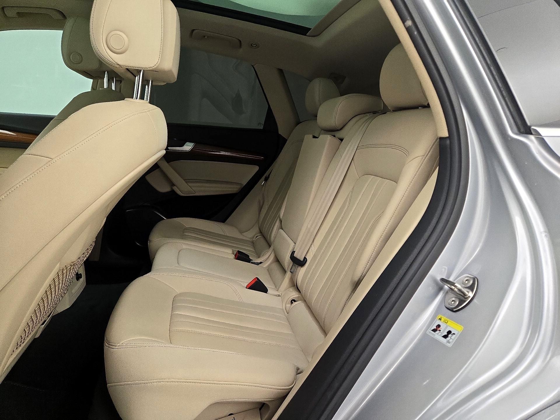 Thumbnail: 2022 Audi Q5 - 20