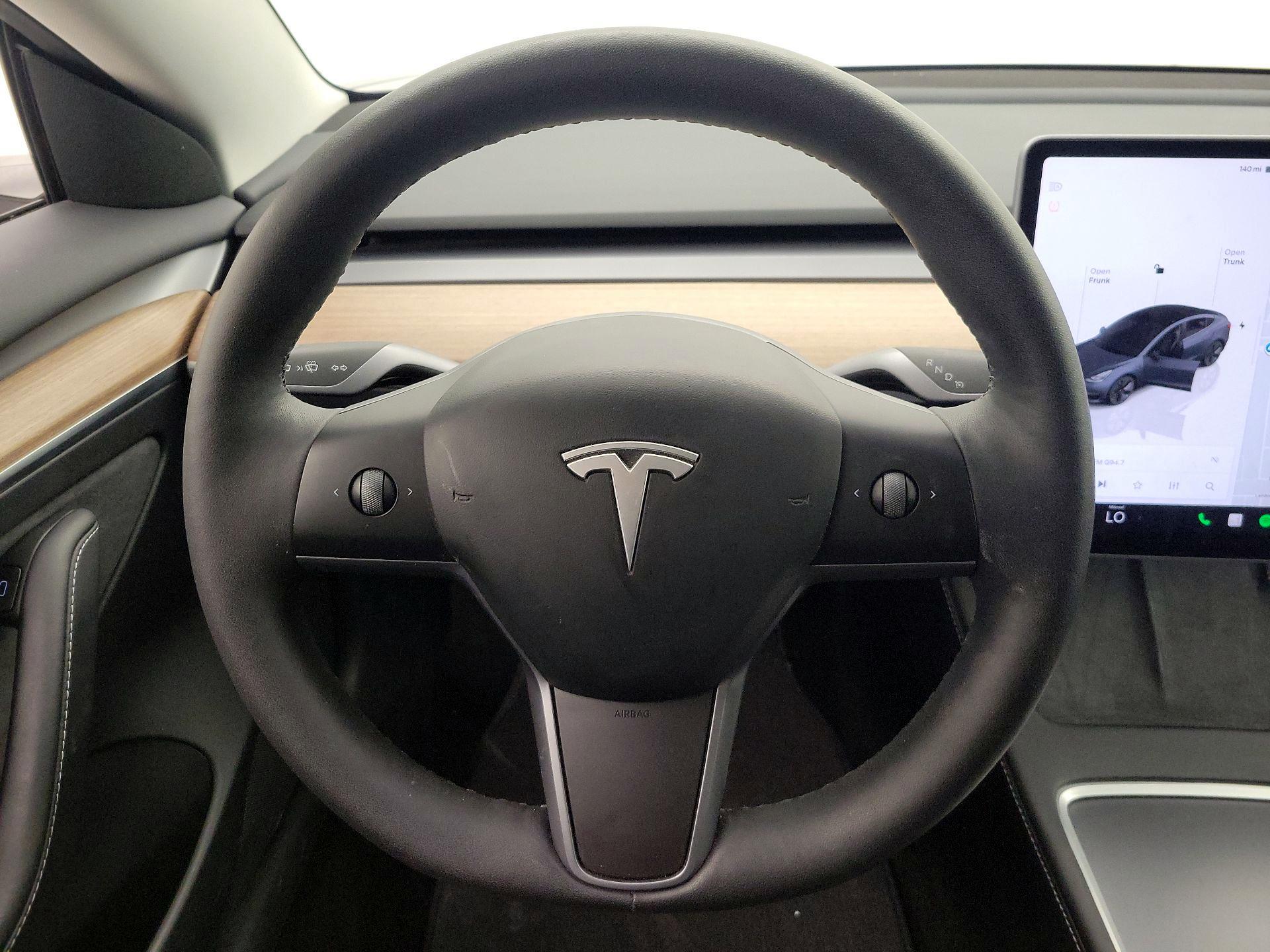 Thumbnail: 2023 Tesla Model 3 - 10