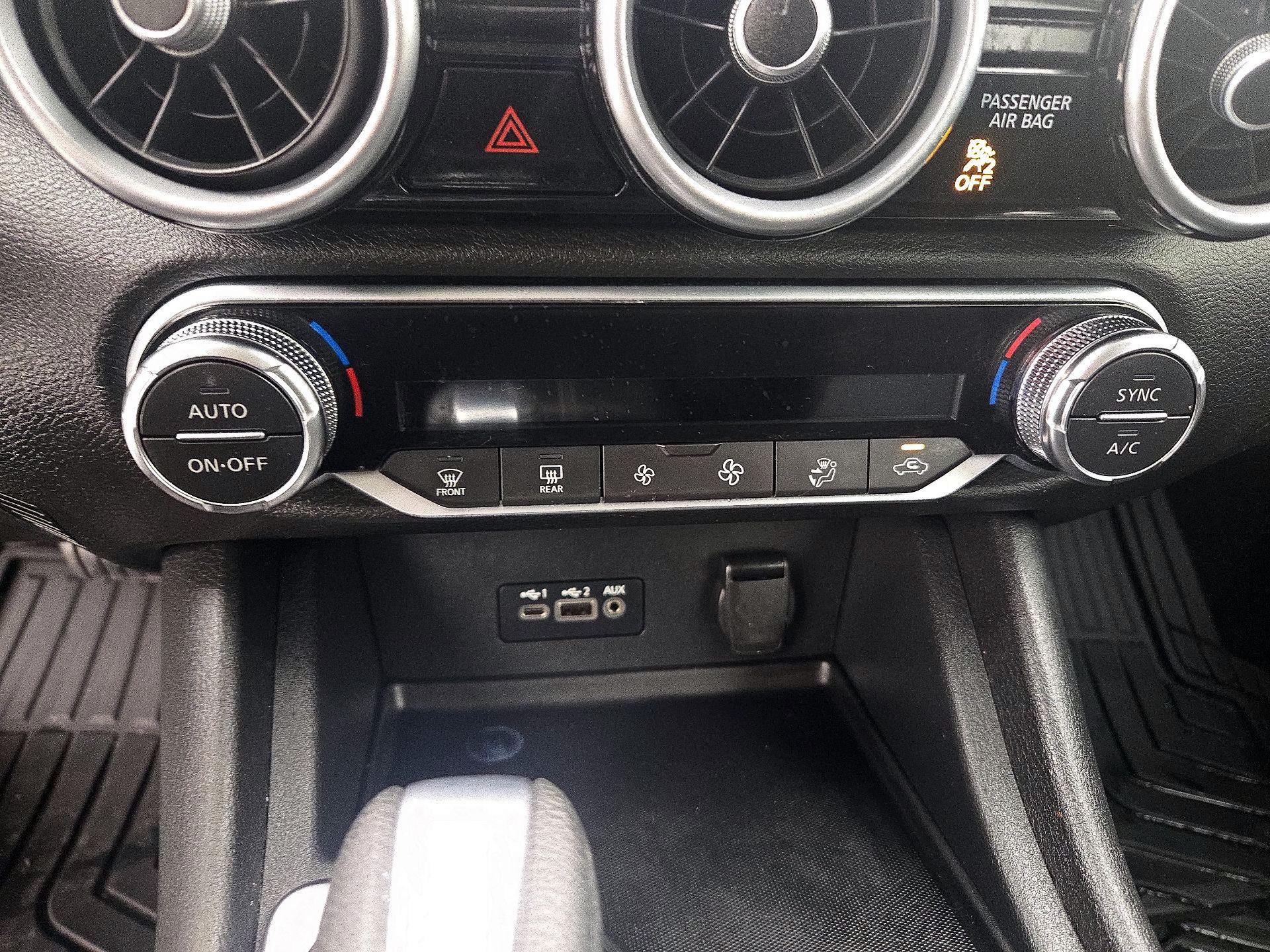 Thumbnail: 2021 Nissan Sentra - 16