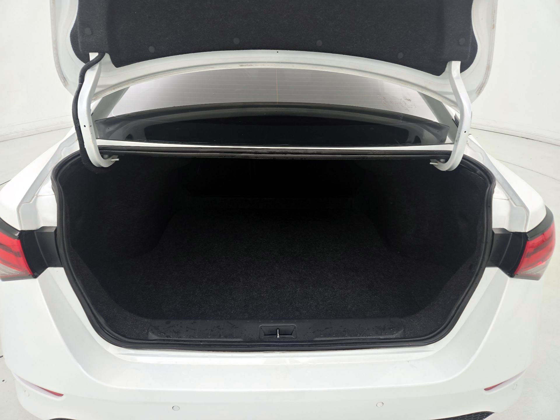 Thumbnail: 2021 Nissan Sentra - 20