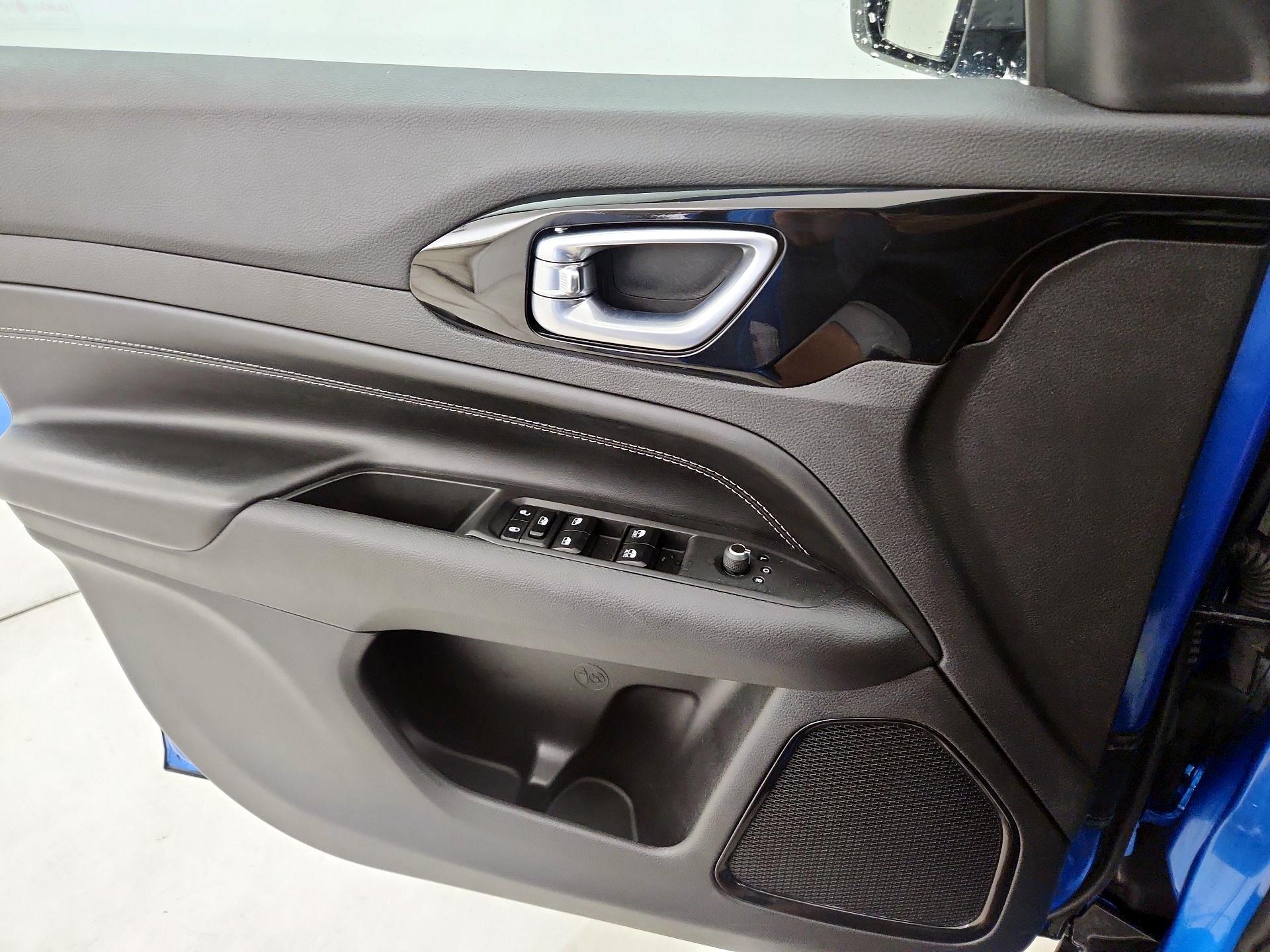 Thumbnail: 2024 Jeep Compass - 12