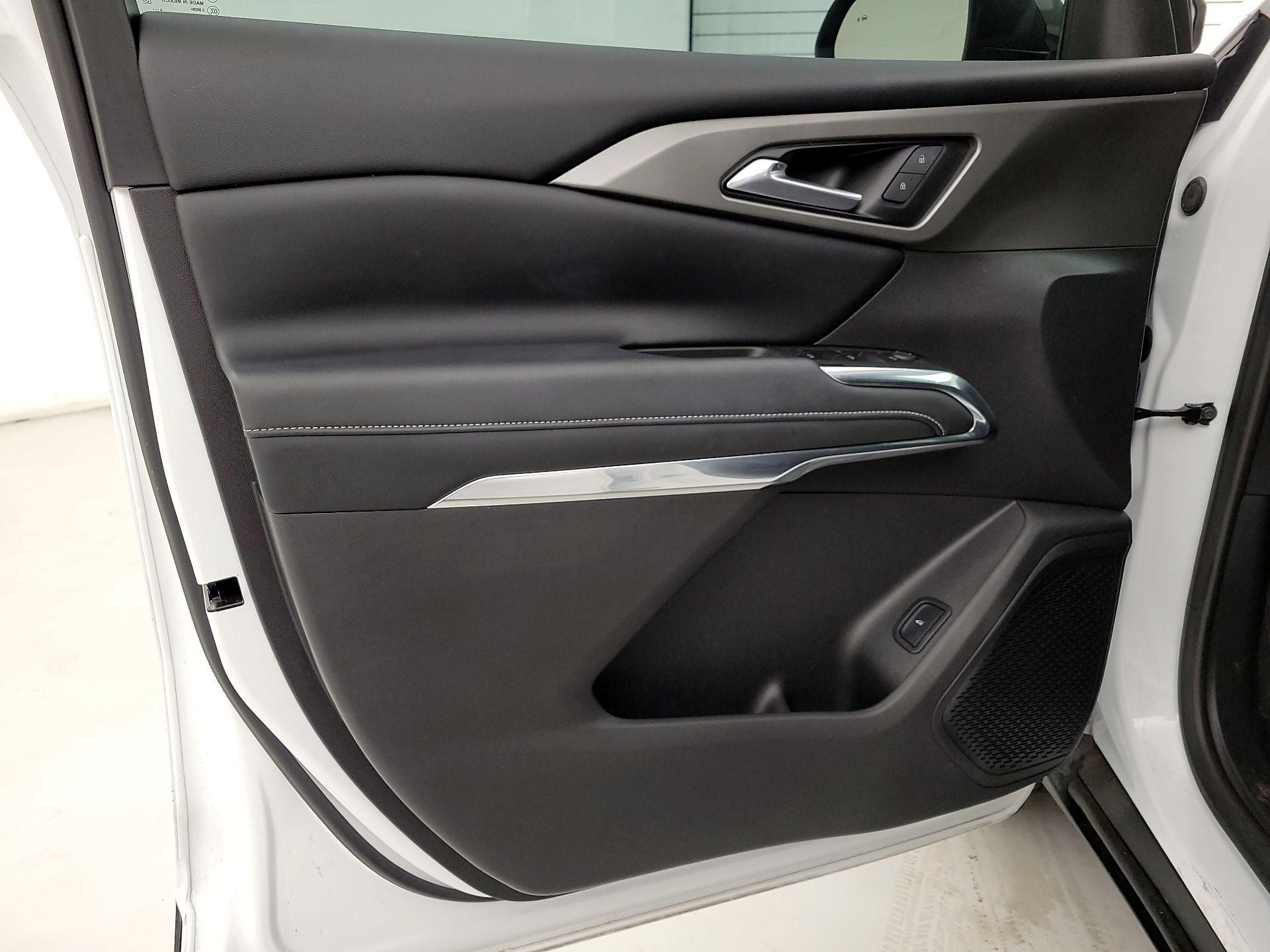 Thumbnail: 2025 Chevrolet Traverse - 10