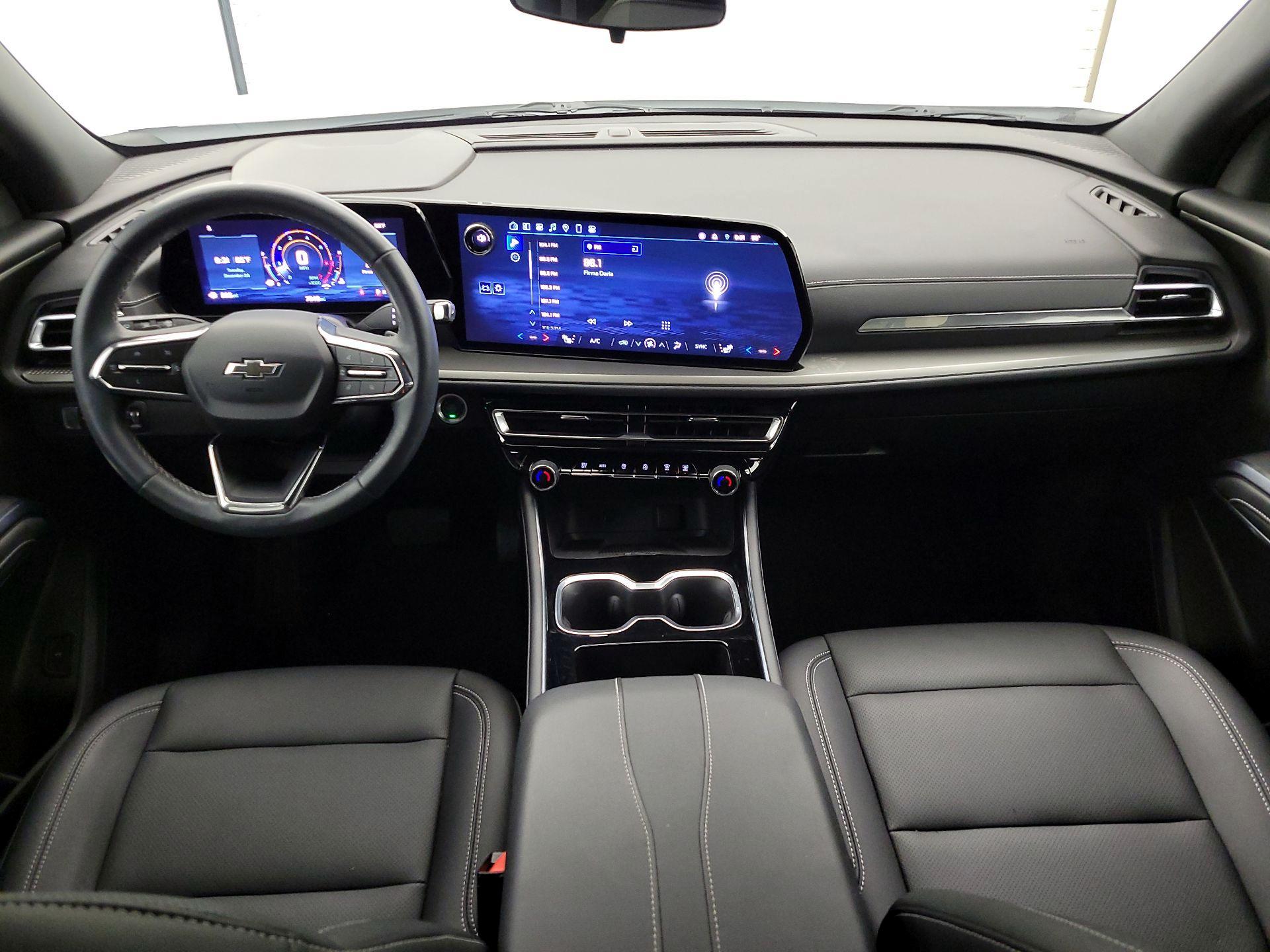 Thumbnail: 2025 Chevrolet Traverse - 8