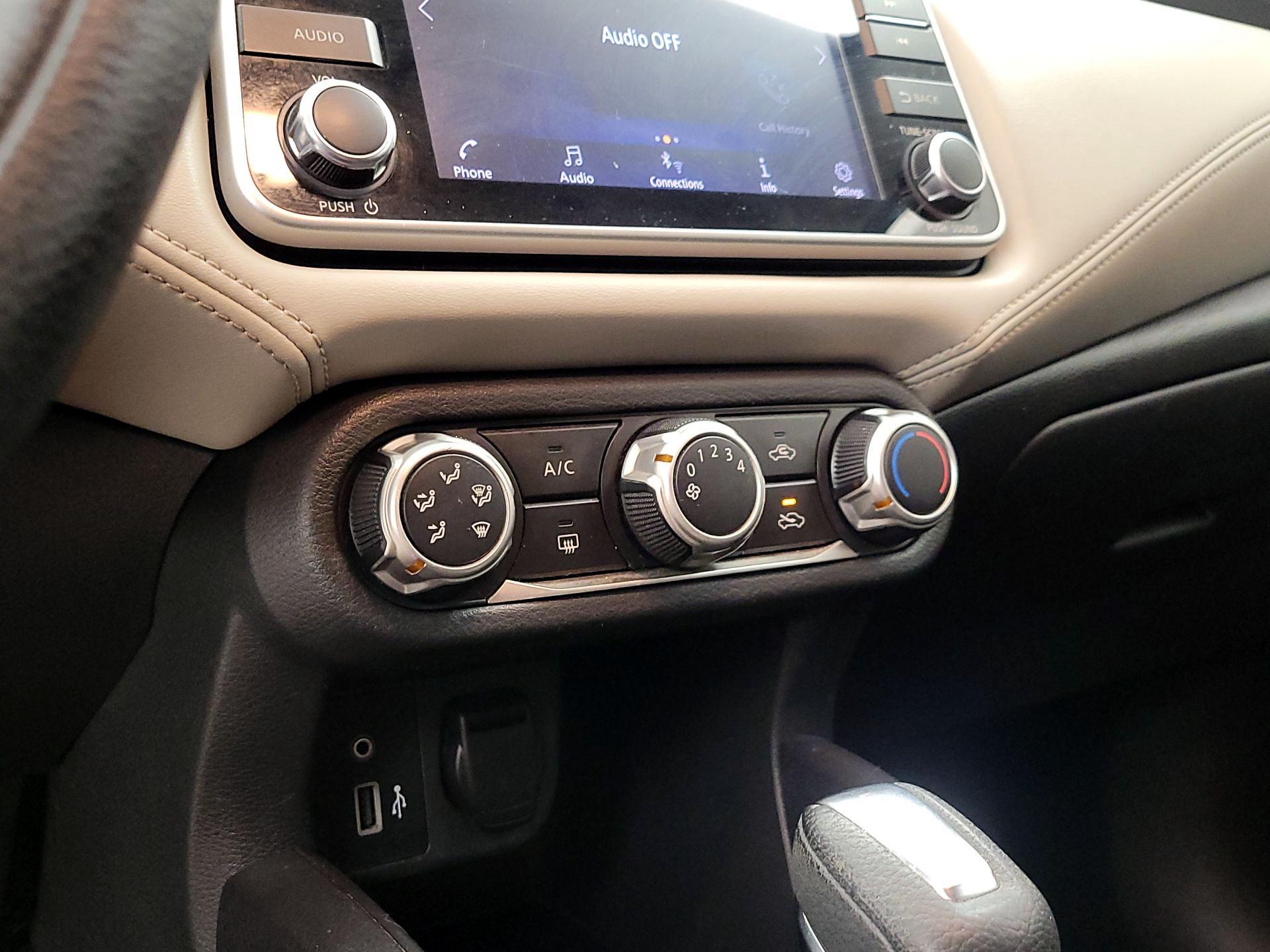 Thumbnail: 2020 Nissan Versa - 15