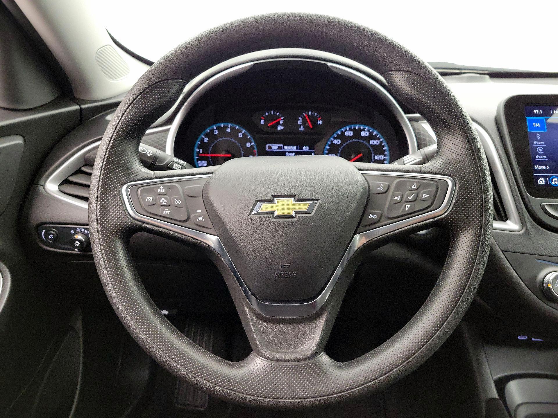 Thumbnail: 2024 Chevrolet Malibu - 10