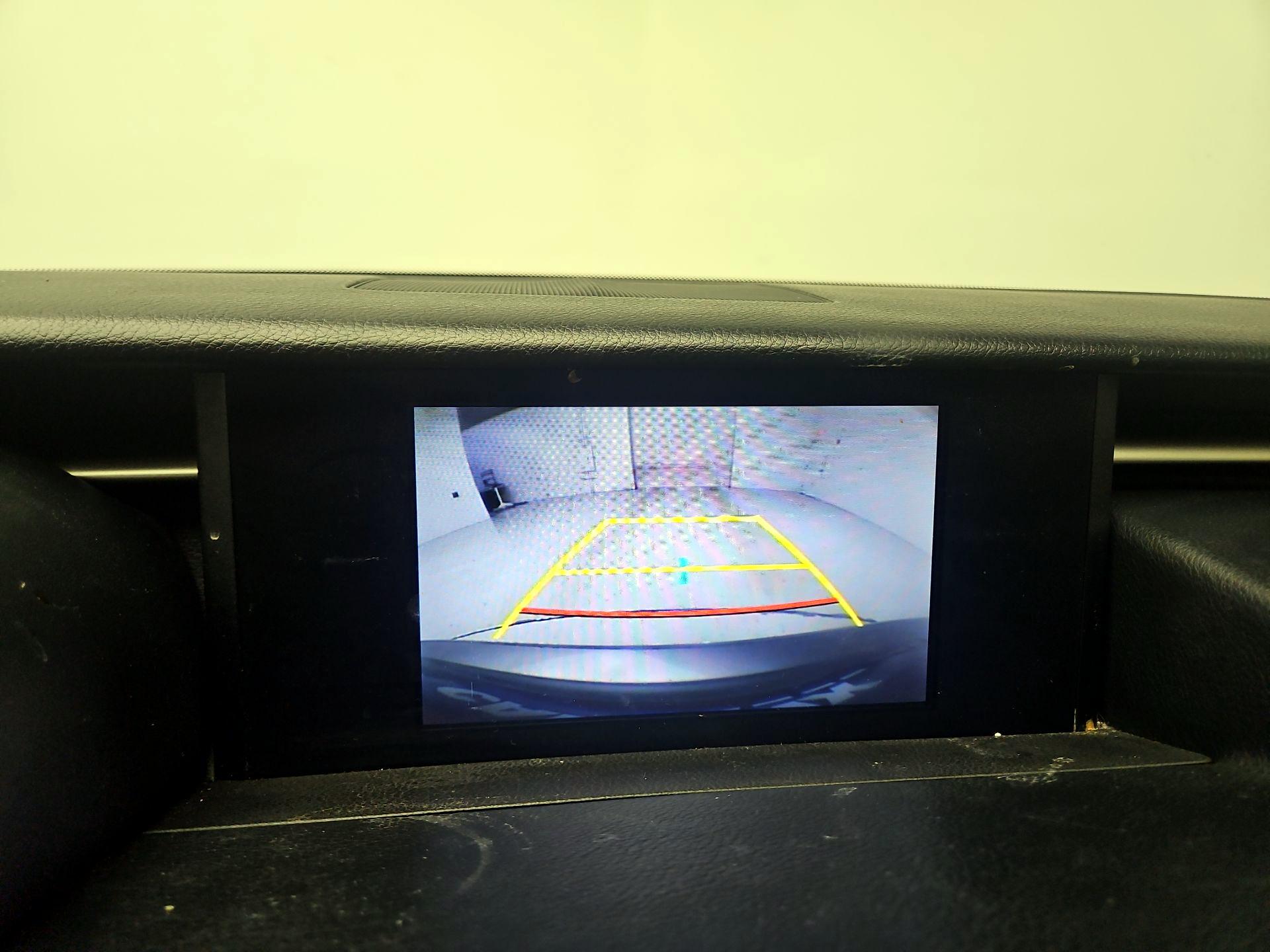 Thumbnail: 2016 Lexus IS - 15