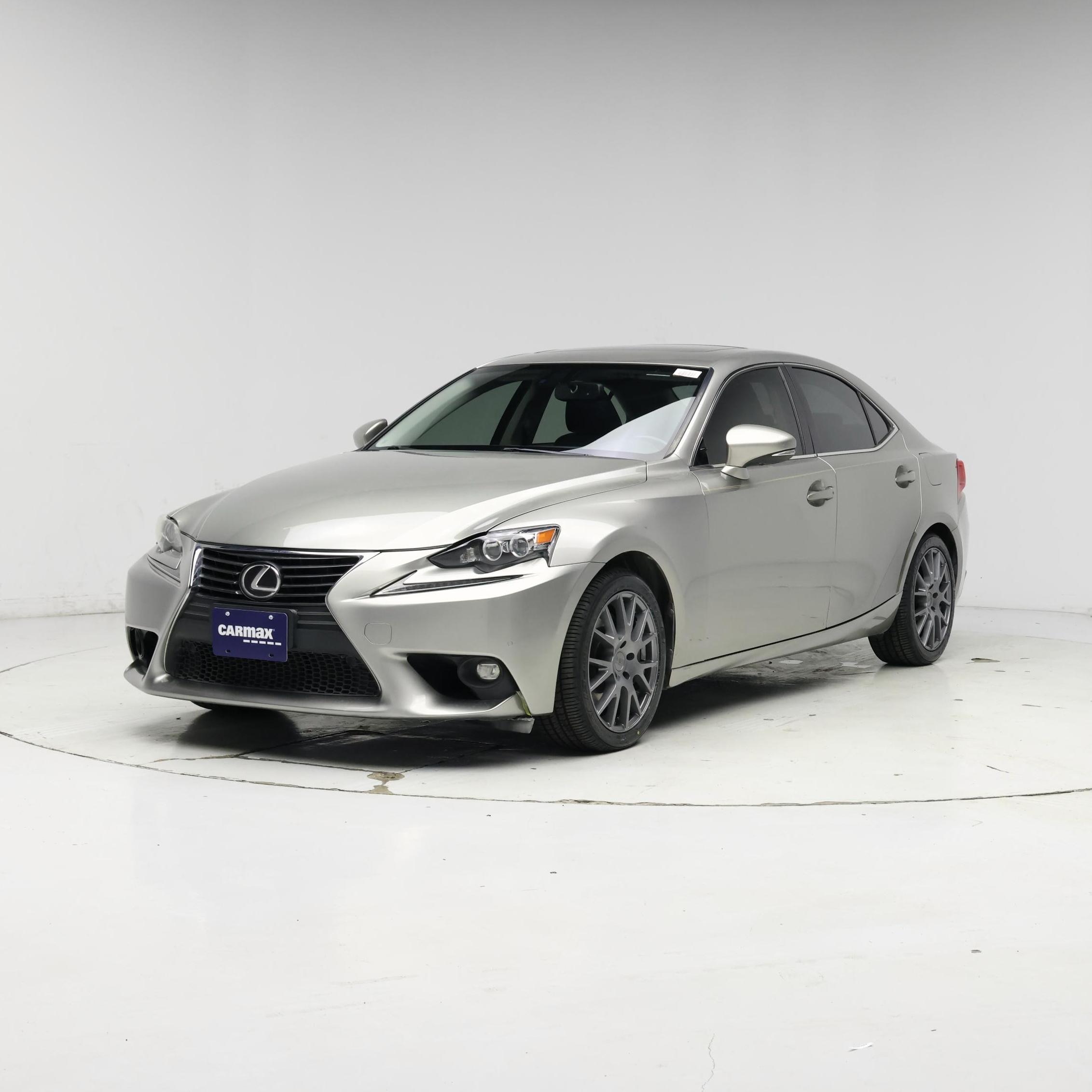 Thumbnail: 2016 Lexus IS - 4