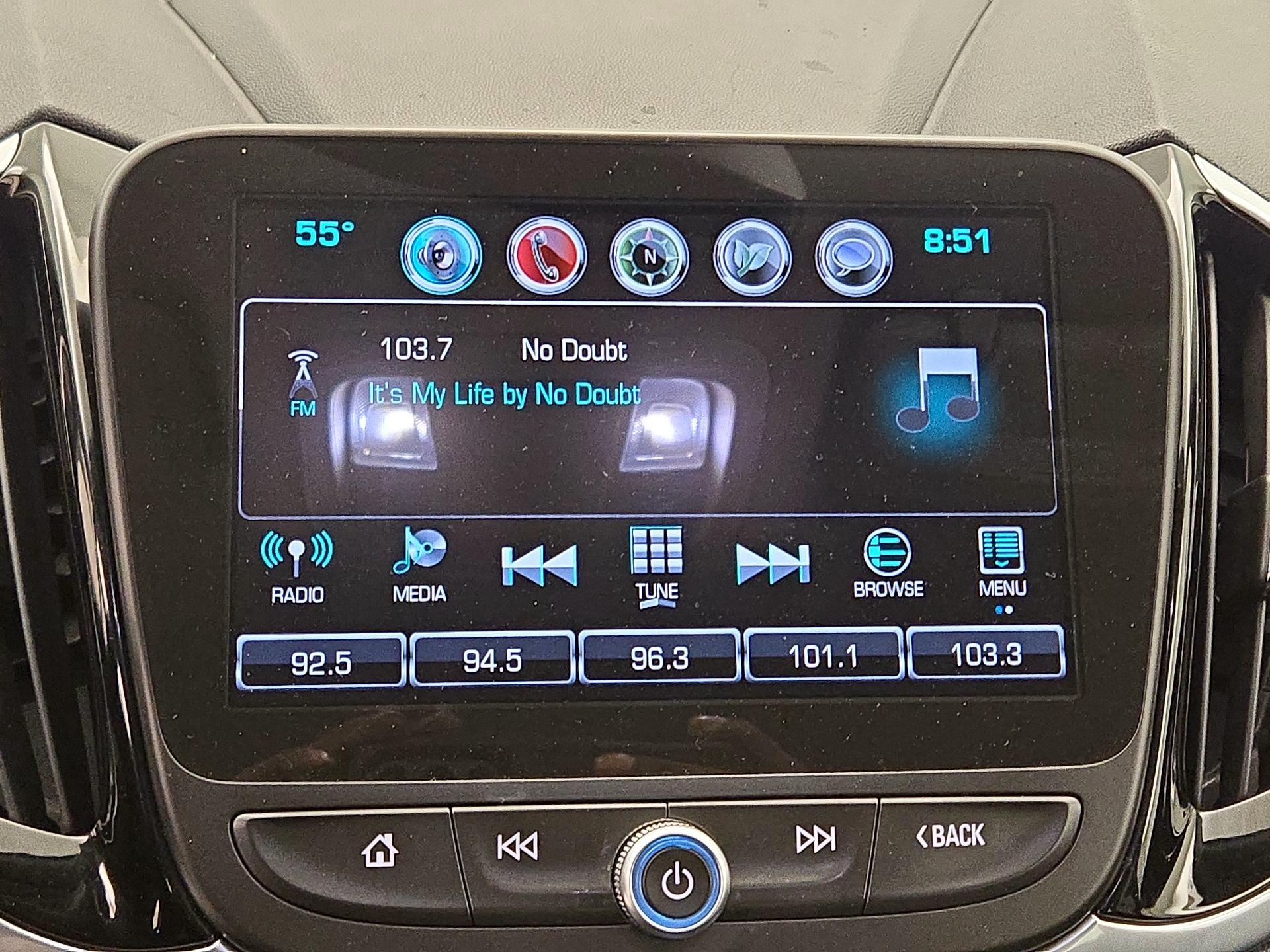 Thumbnail: 2017 Chevrolet Volt - 16