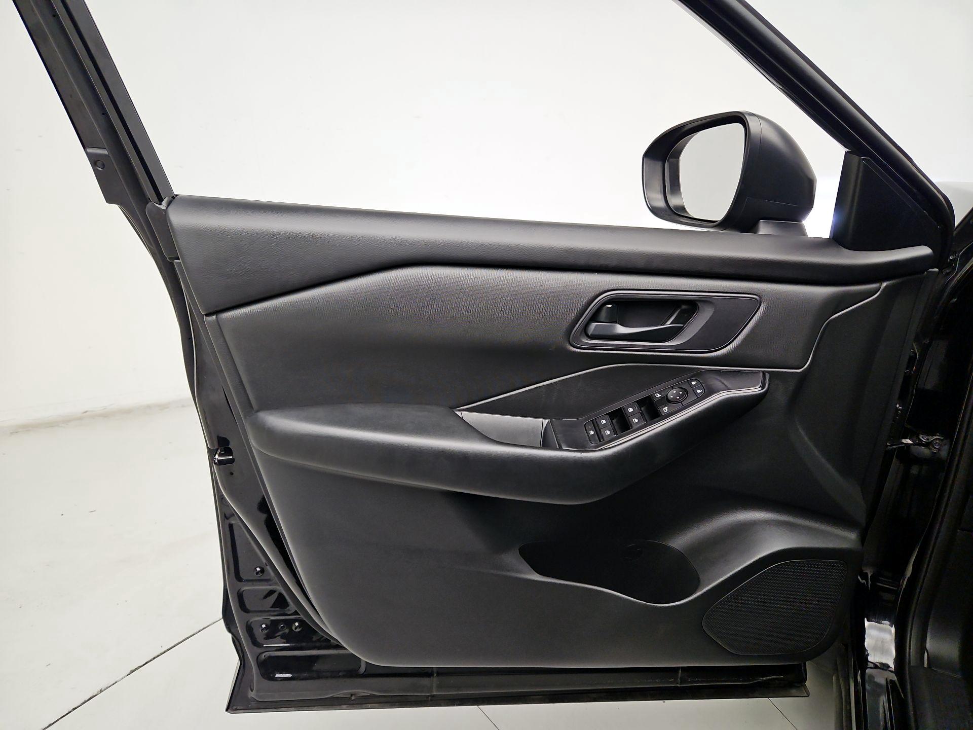 Thumbnail: 2024 Nissan Rogue - 12