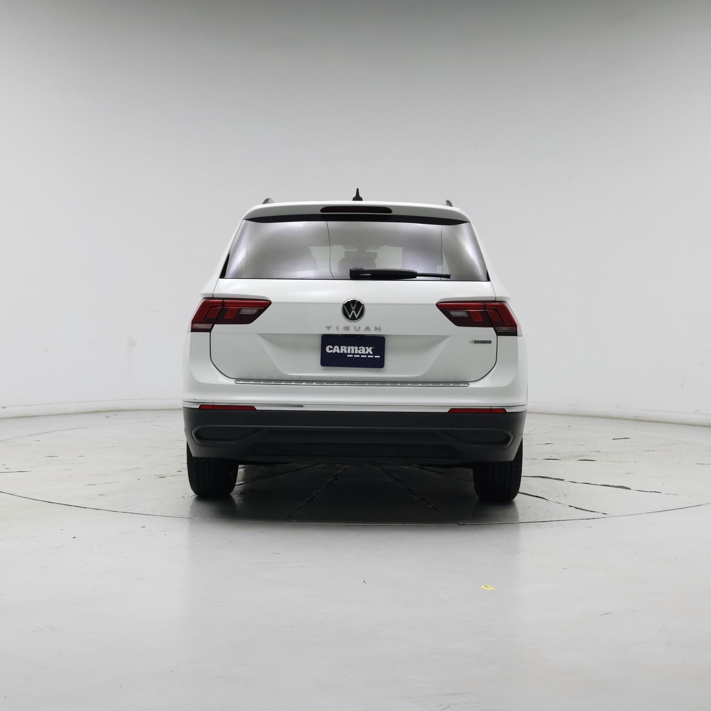 Thumbnail: 2023 Volkswagen Tiguan - 6