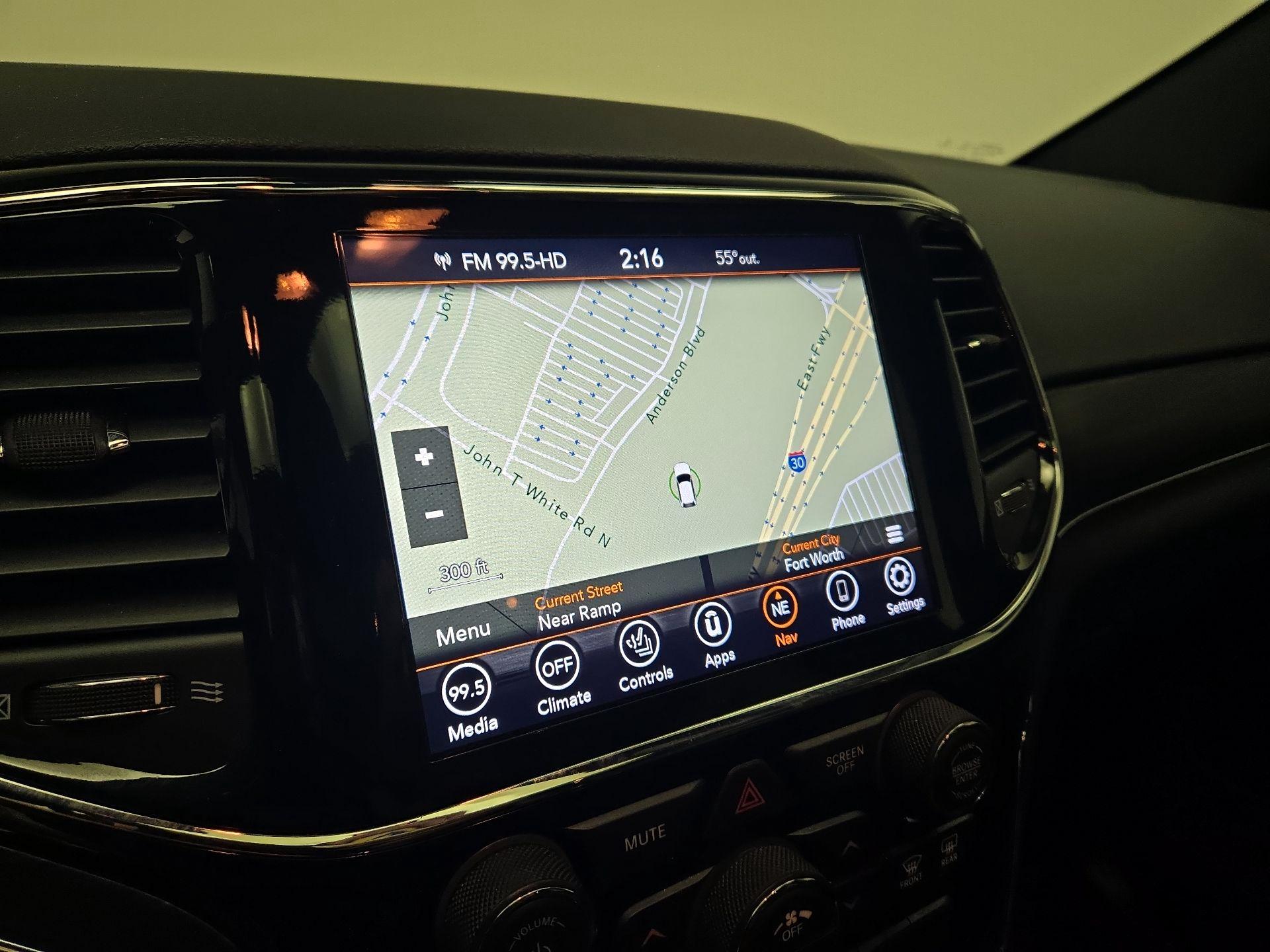 Thumbnail: 2022 Jeep Grand Cherokee - 14