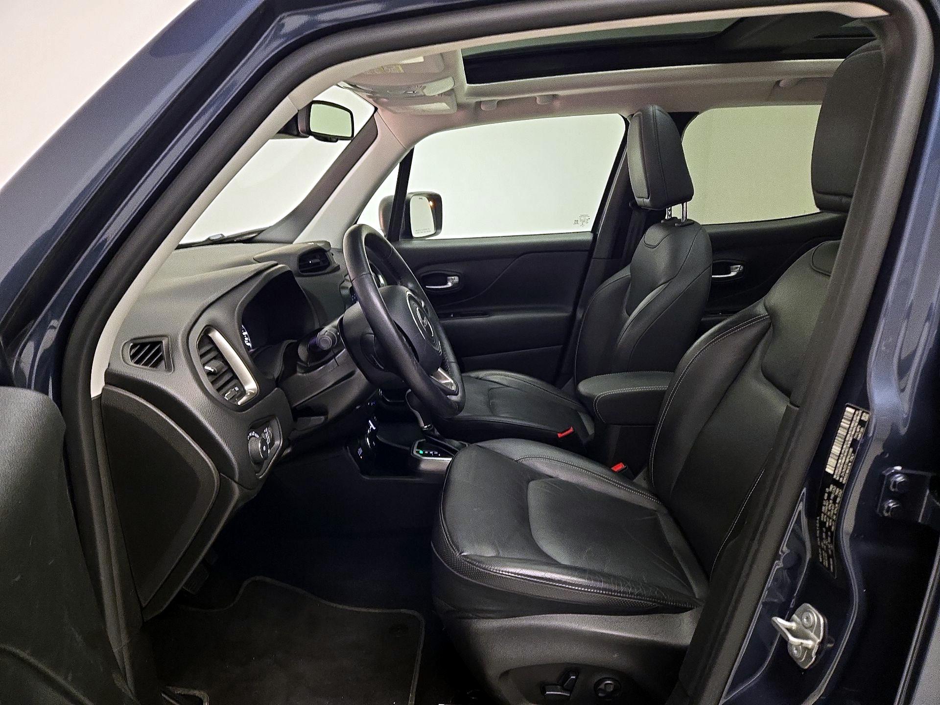 Thumbnail: 2021 Jeep Renegade - 11