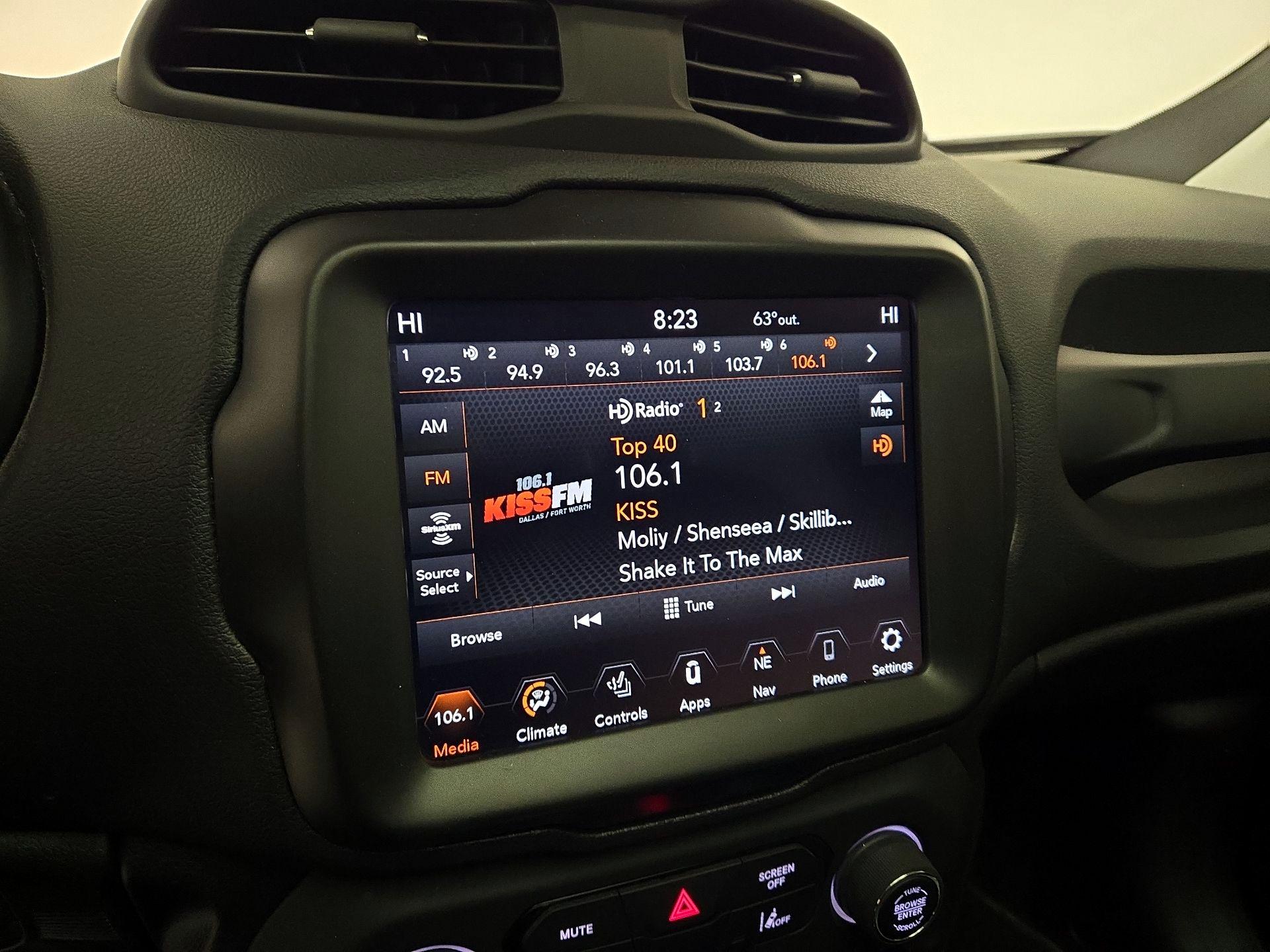 Thumbnail: 2021 Jeep Renegade - 15