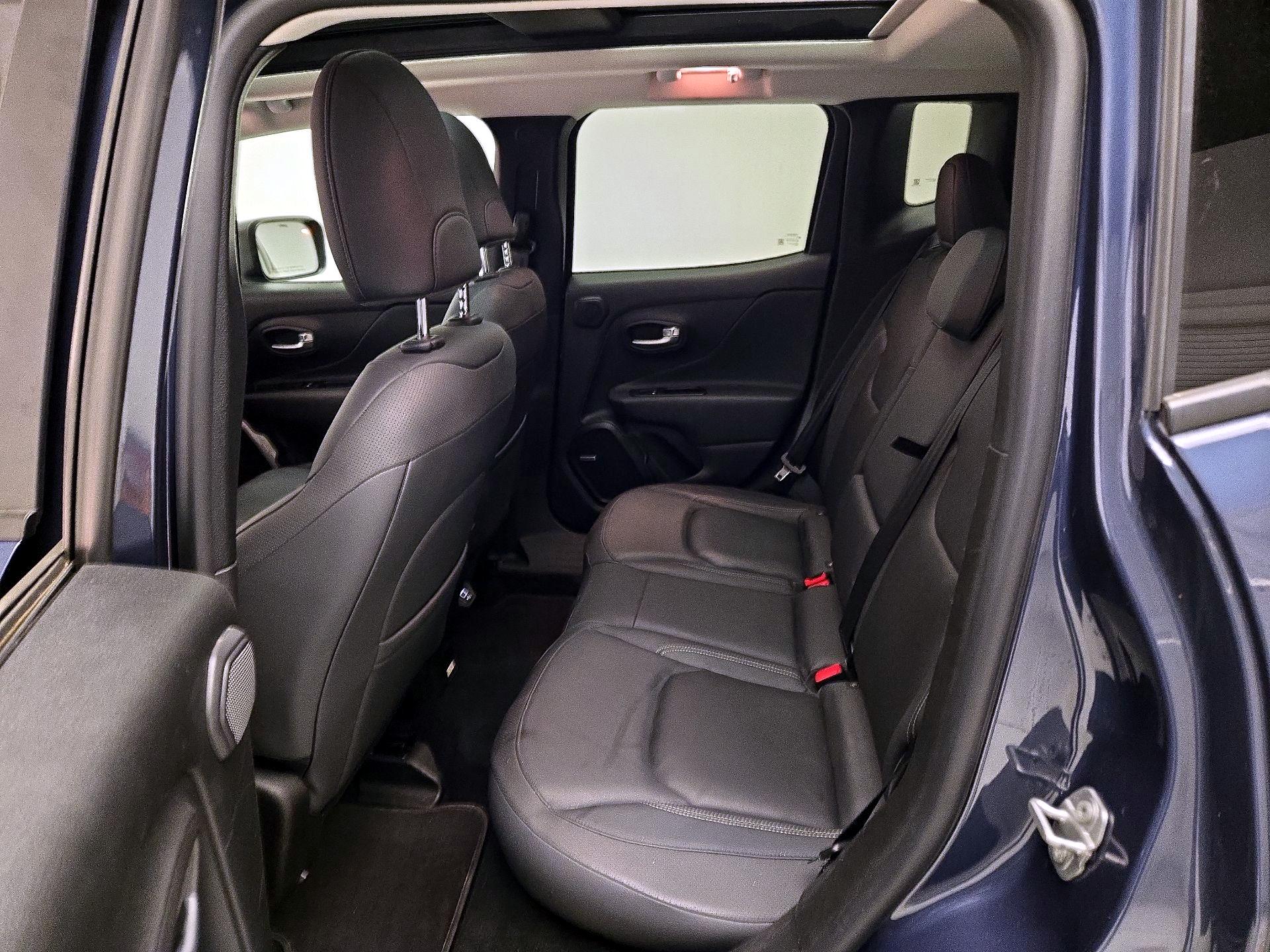 Thumbnail: 2021 Jeep Renegade - 20