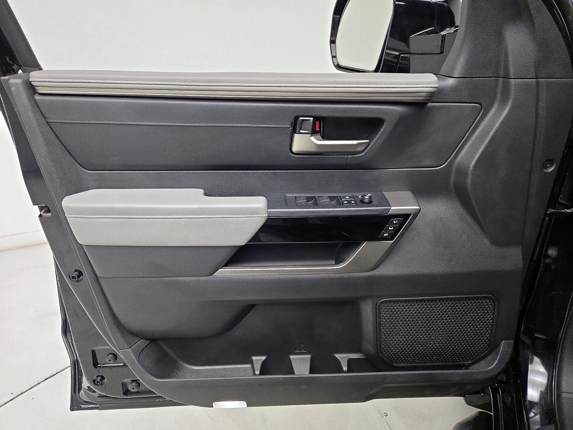 Thumbnail: 2024 Toyota Tundra - 12