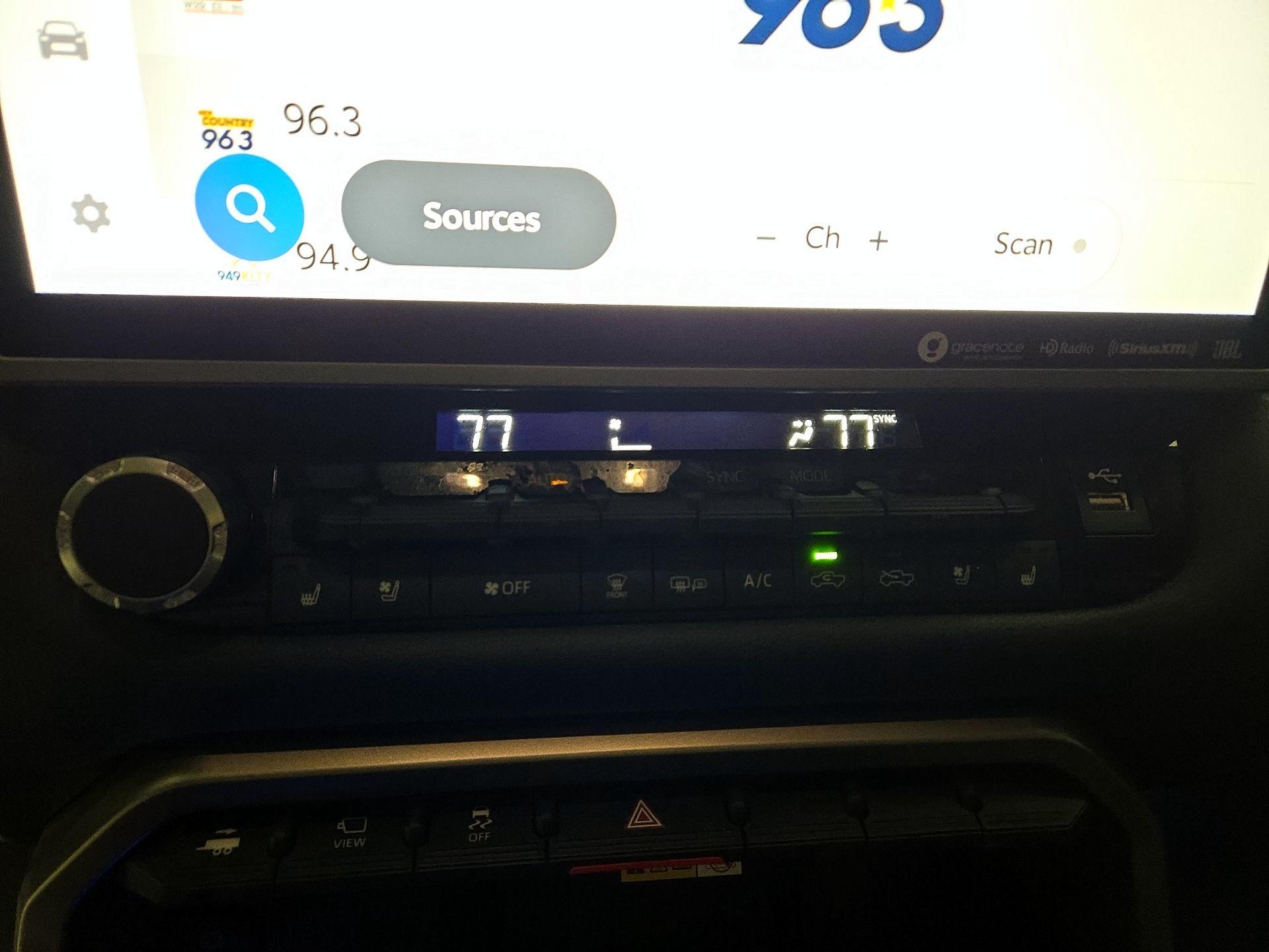 Thumbnail: 2024 Toyota Tundra - 16