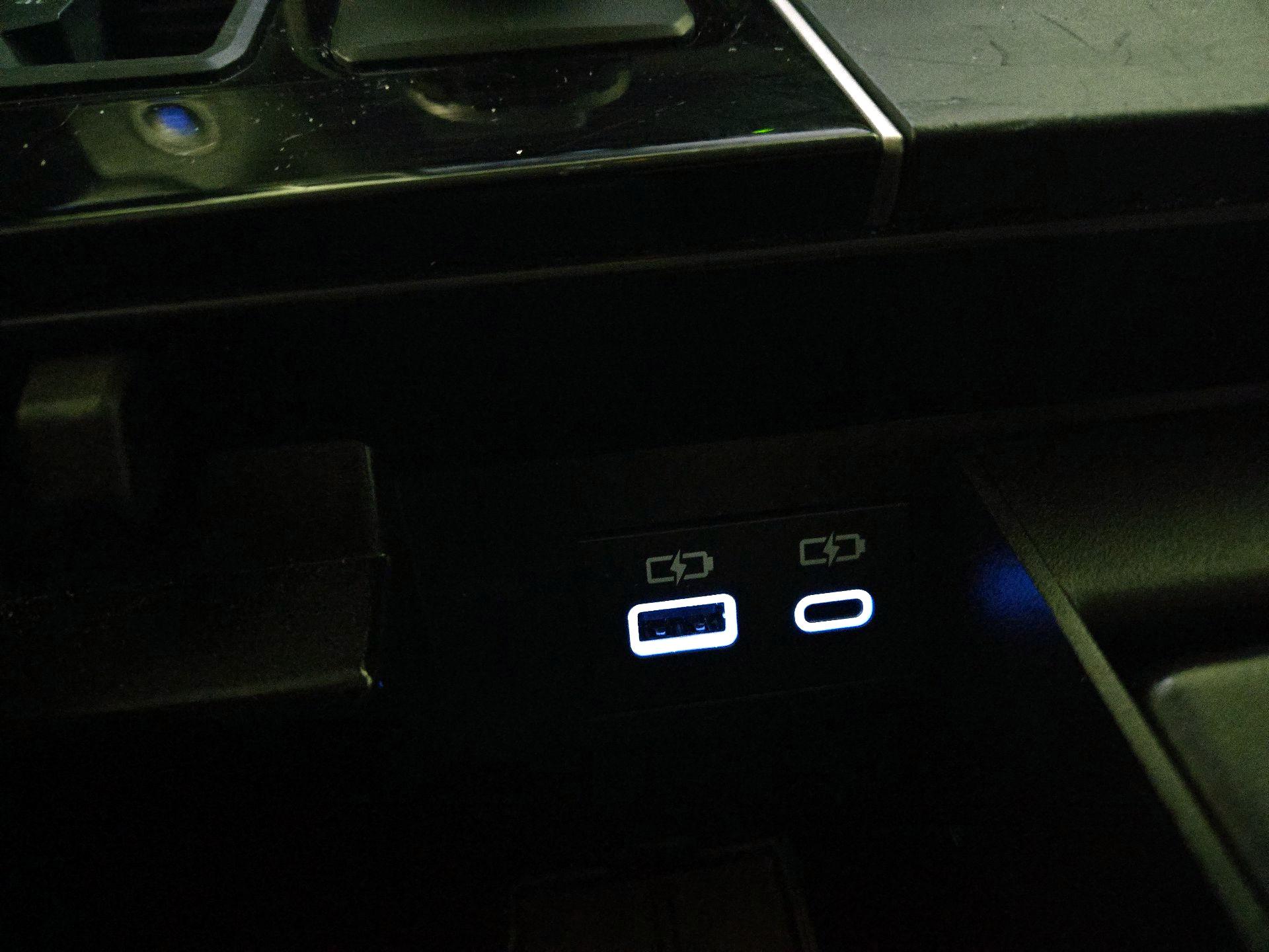 Thumbnail: 2024 Toyota Tundra - 18