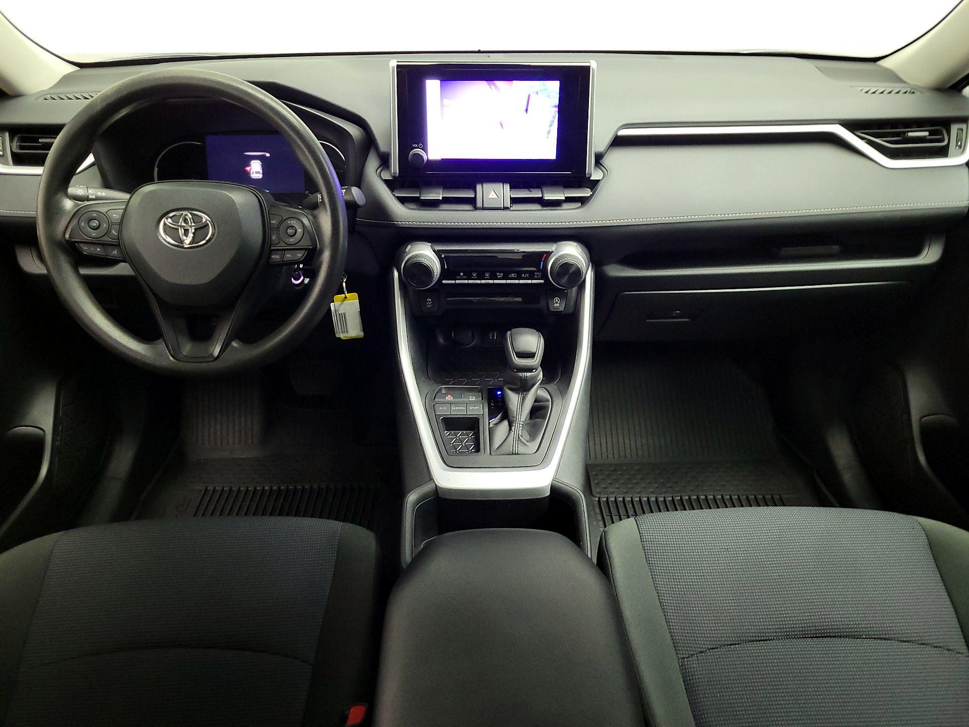 Thumbnail: 2024 Toyota RAV4 - 9