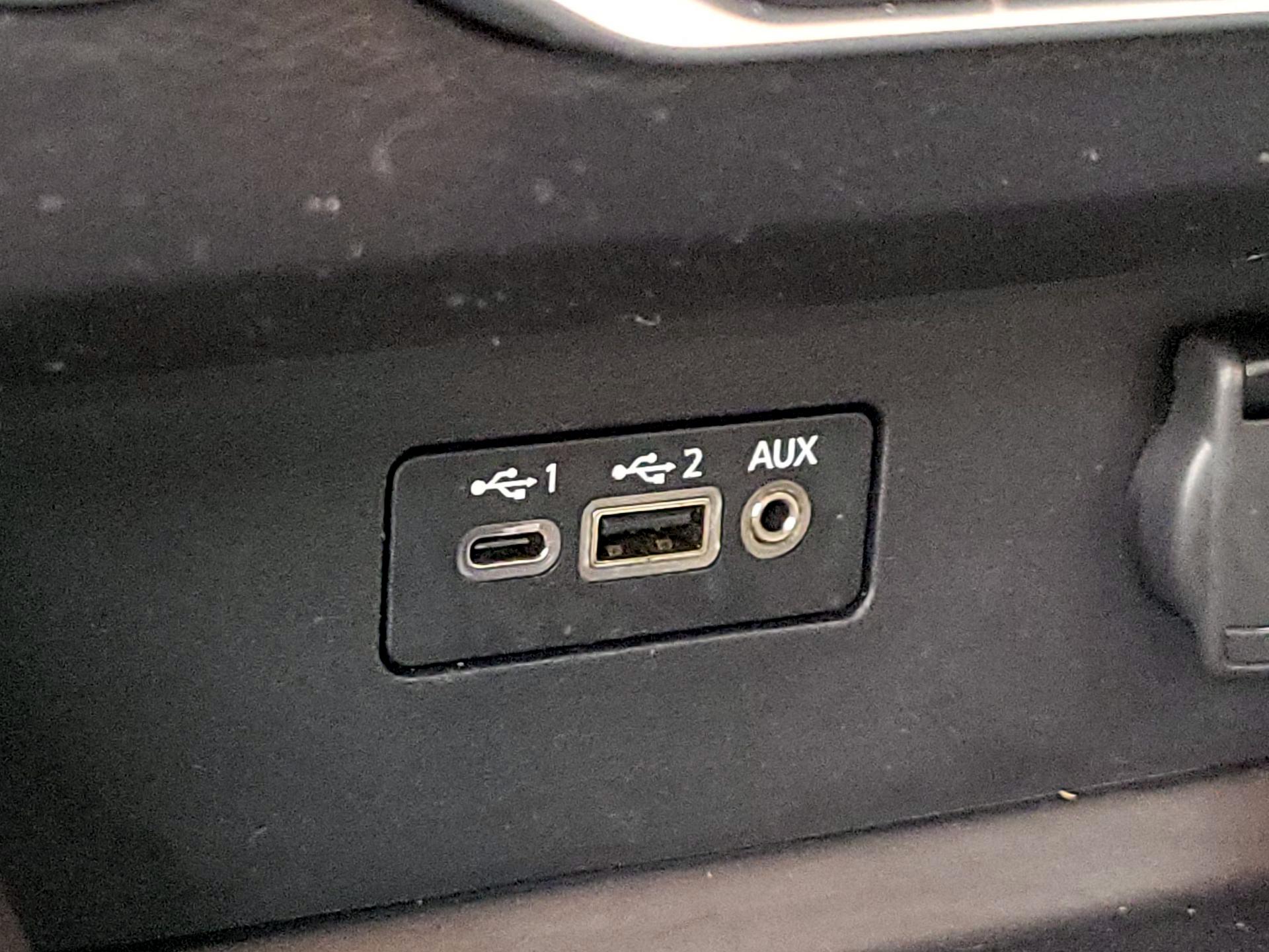 Thumbnail: 2020 Nissan Altima - 18