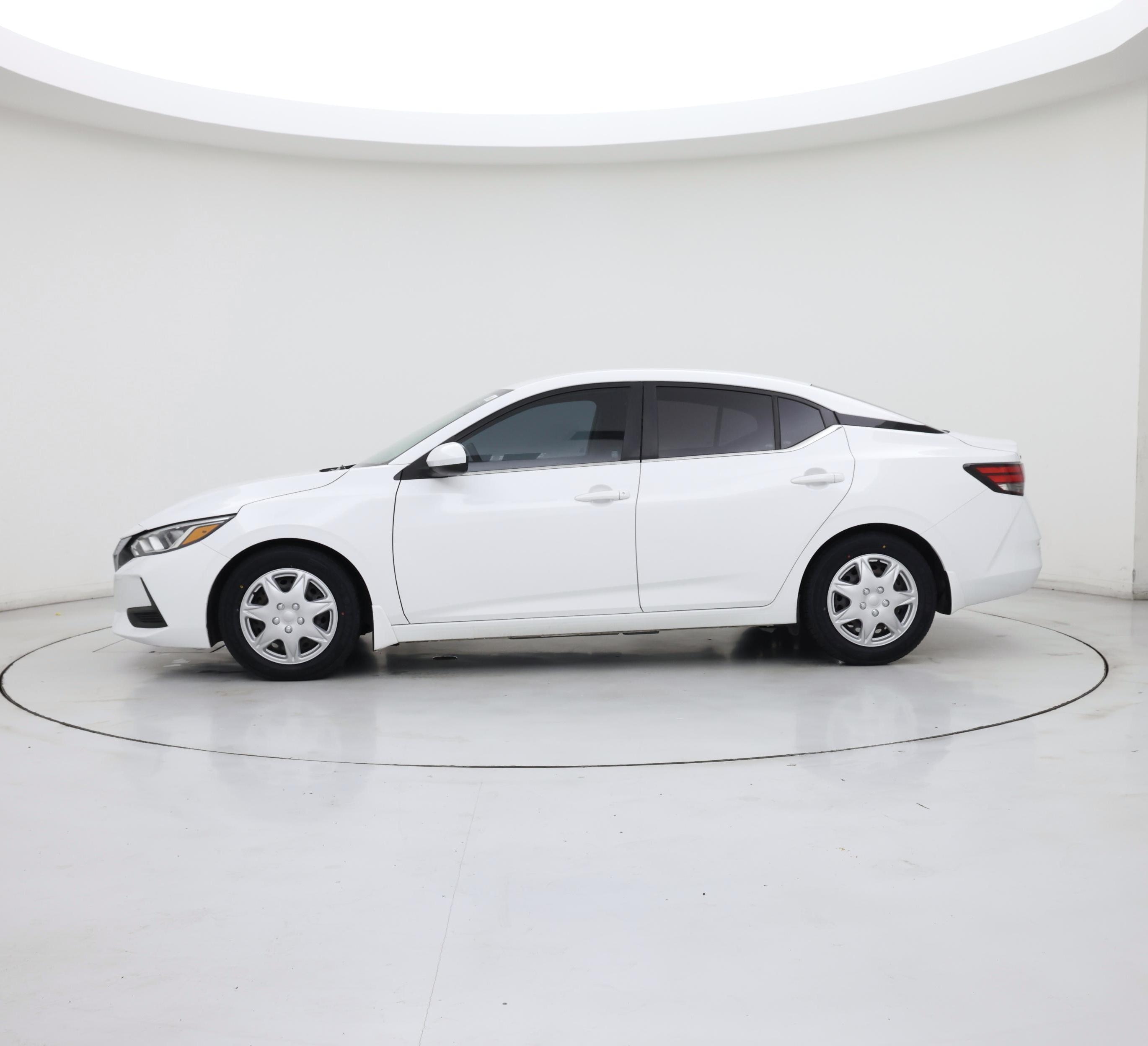 Thumbnail: 2020 Nissan Sentra - 3