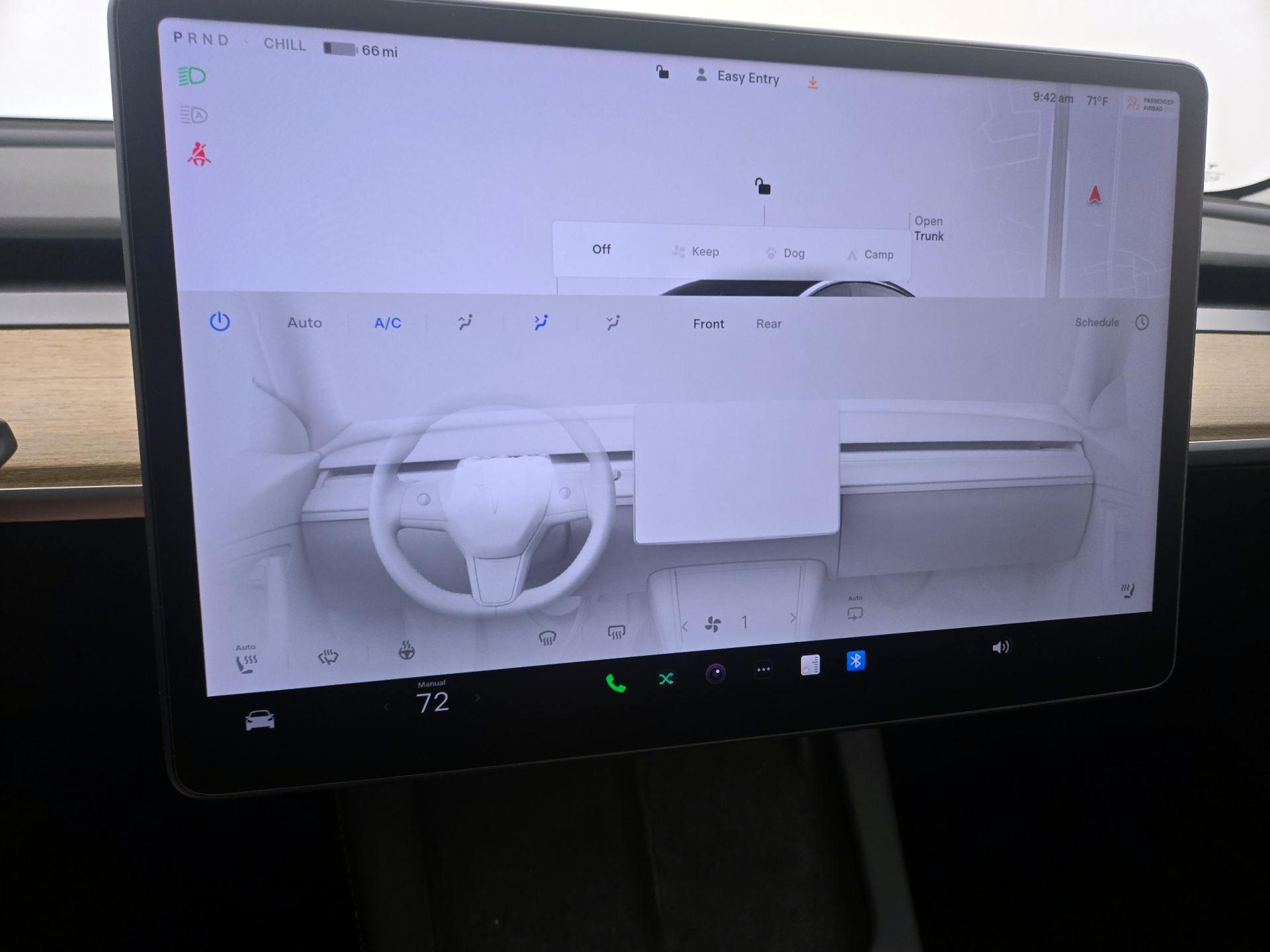 Thumbnail: 2023 Tesla Model 3 - 16