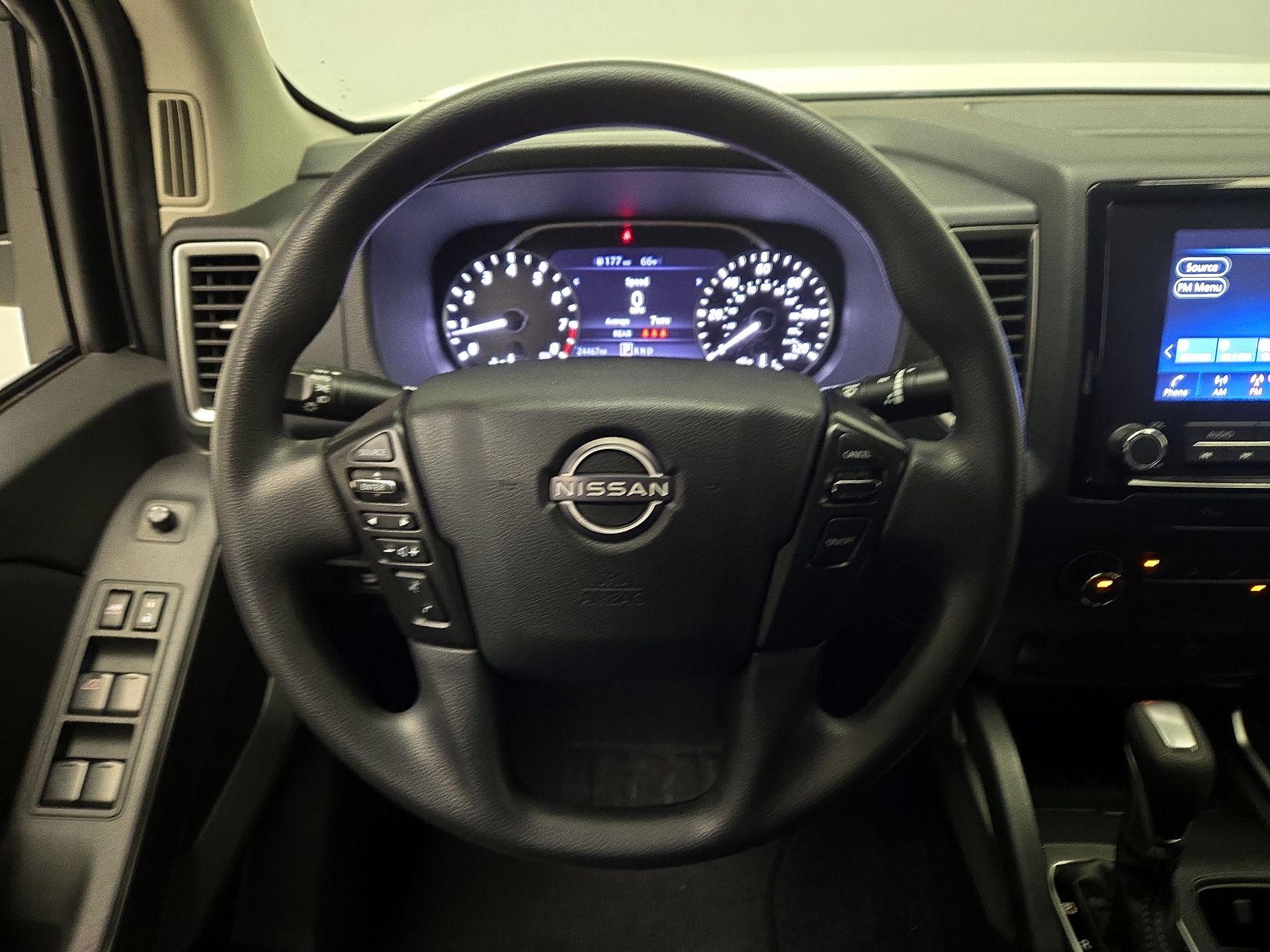 Thumbnail: 2023 Nissan Frontier - 10