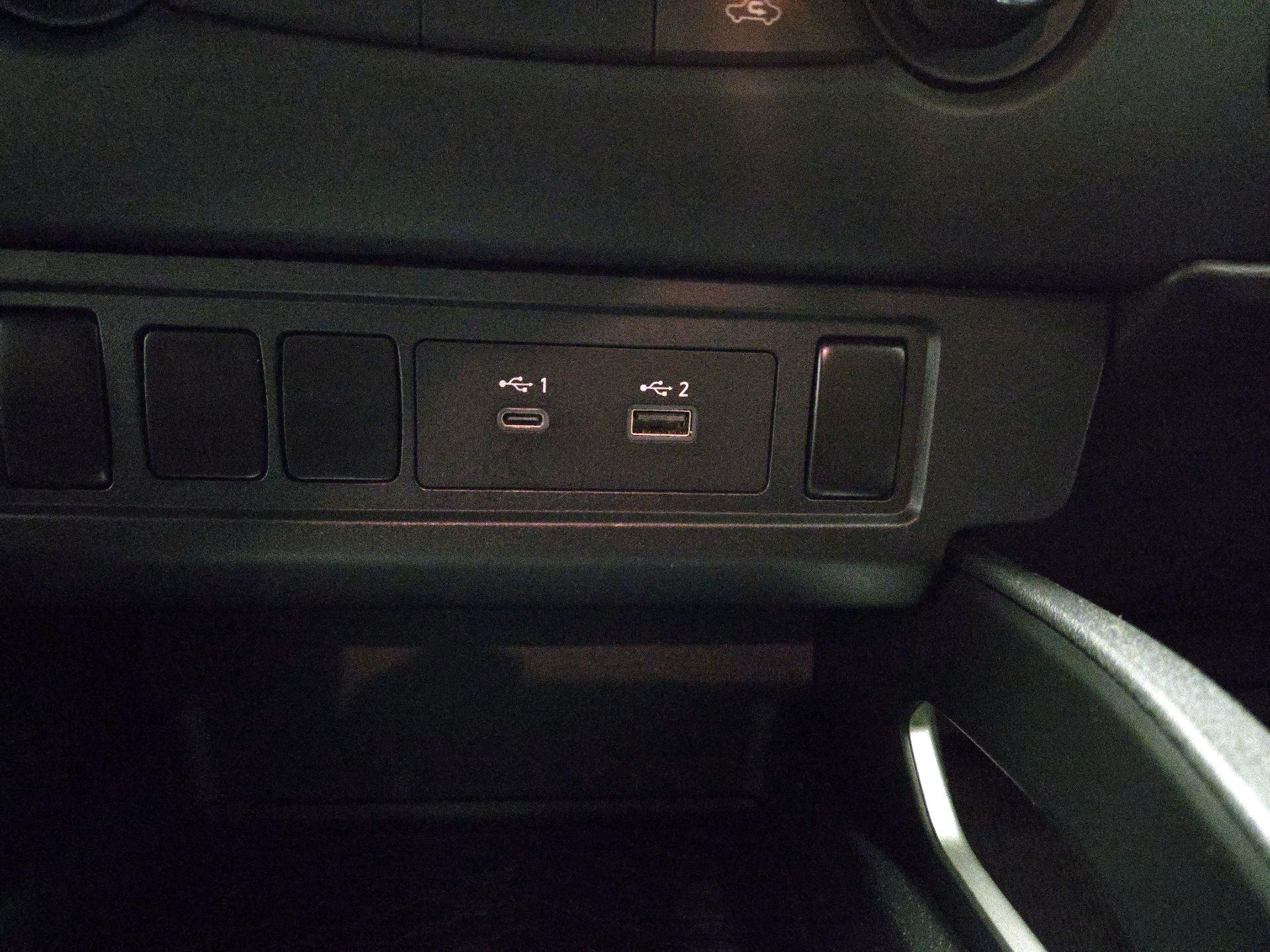 Thumbnail: 2023 Nissan Frontier - 18