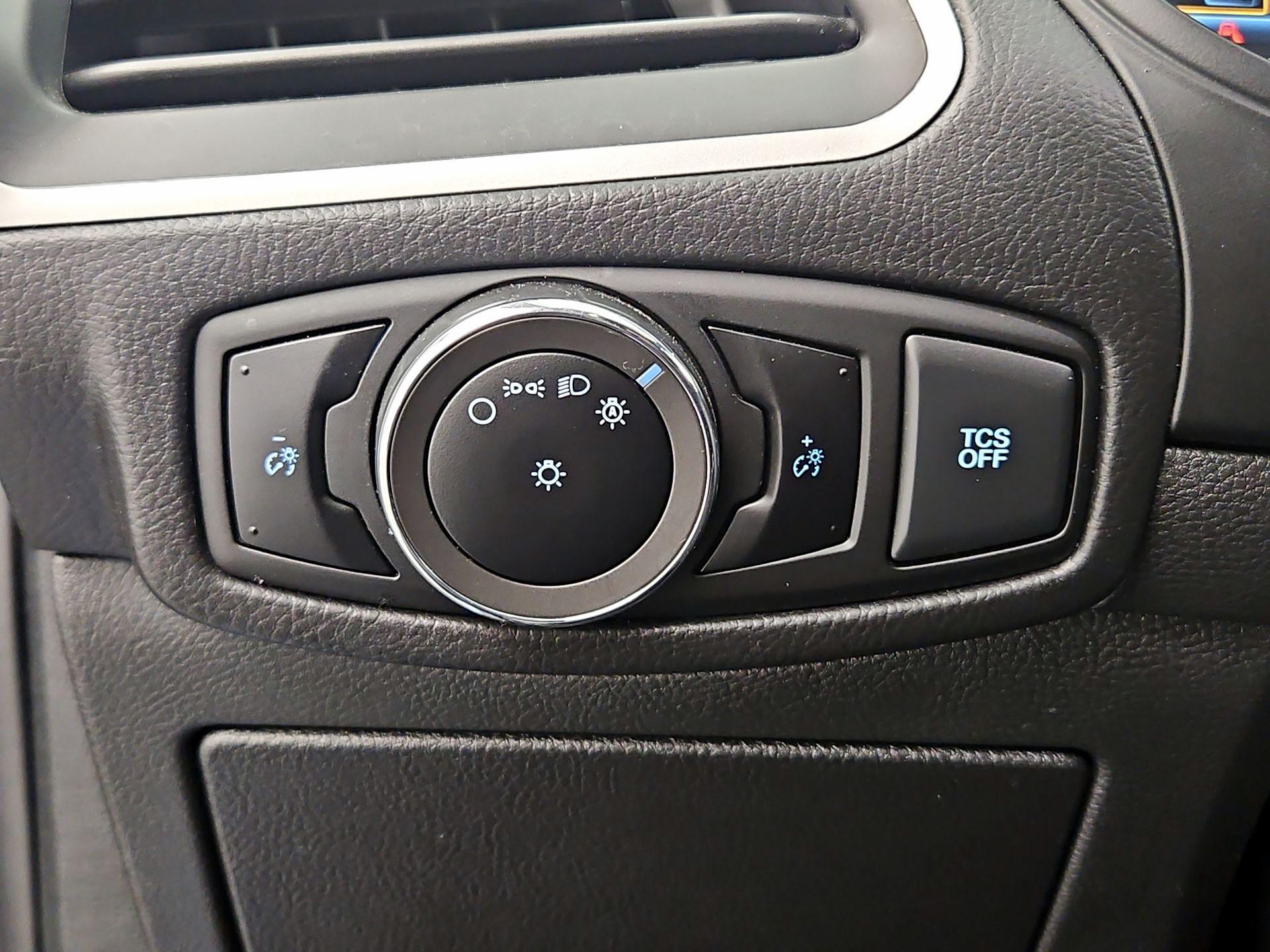 Thumbnail: 2023 Ford Edge - 13