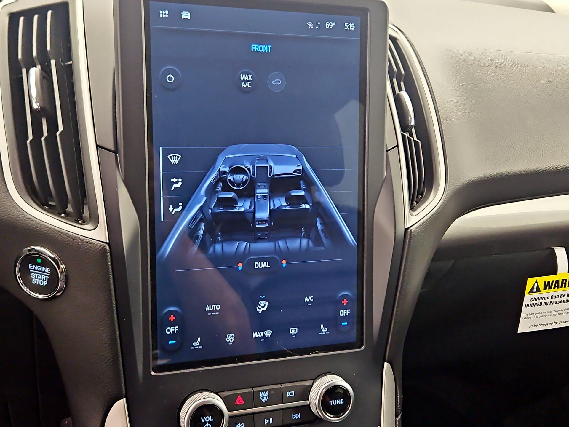 Thumbnail: 2023 Ford Edge - 16