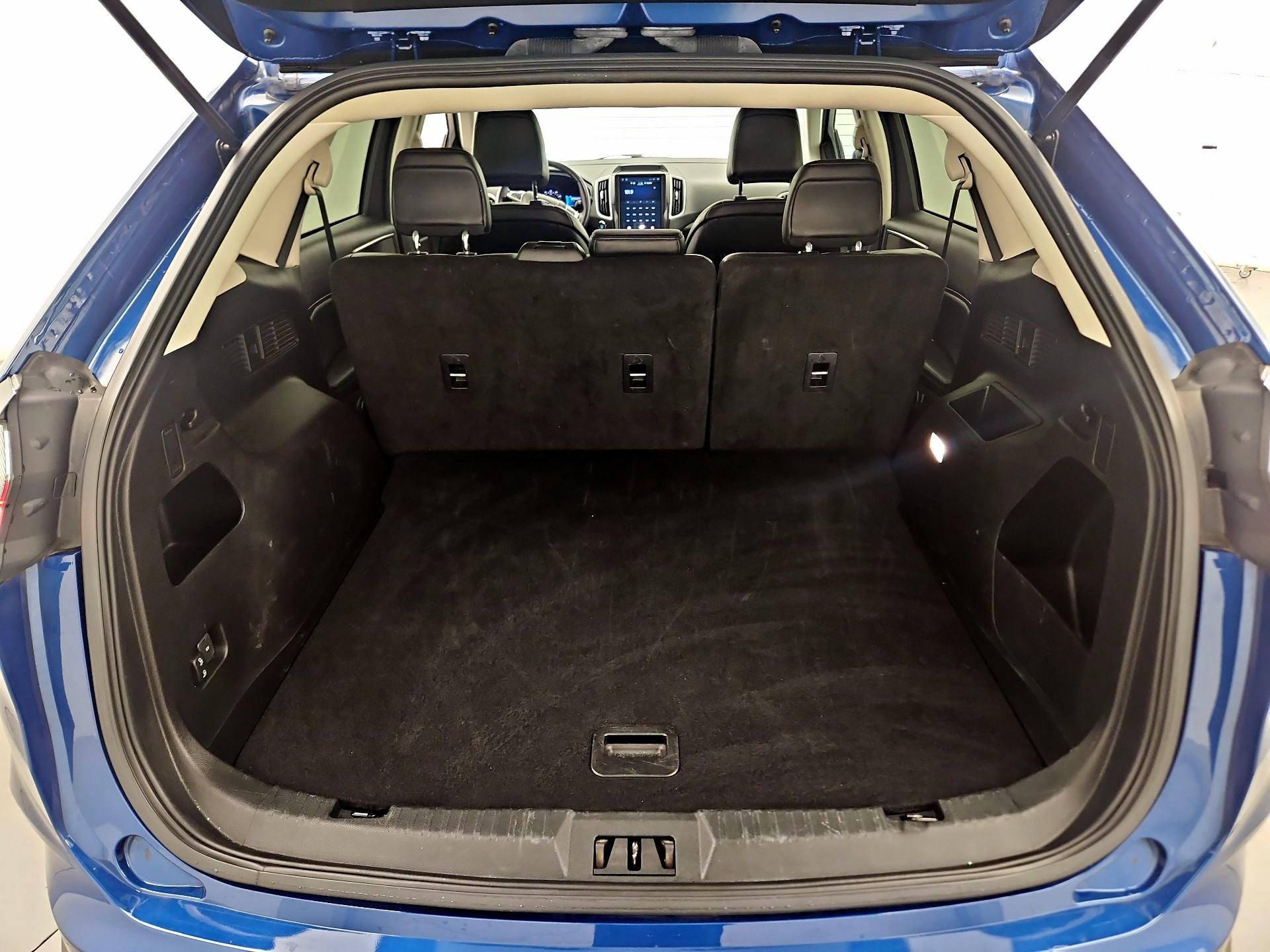 Thumbnail: 2023 Ford Edge - 20