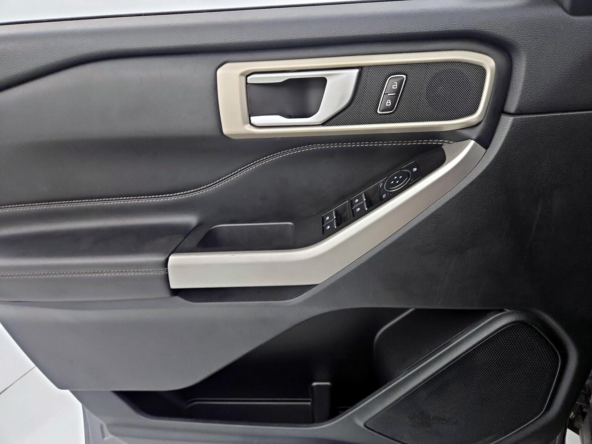 Thumbnail: 2023 Ford Explorer - 12