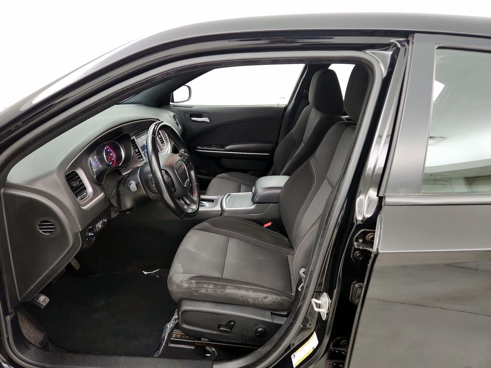 Thumbnail: 2022 Dodge Charger - 11