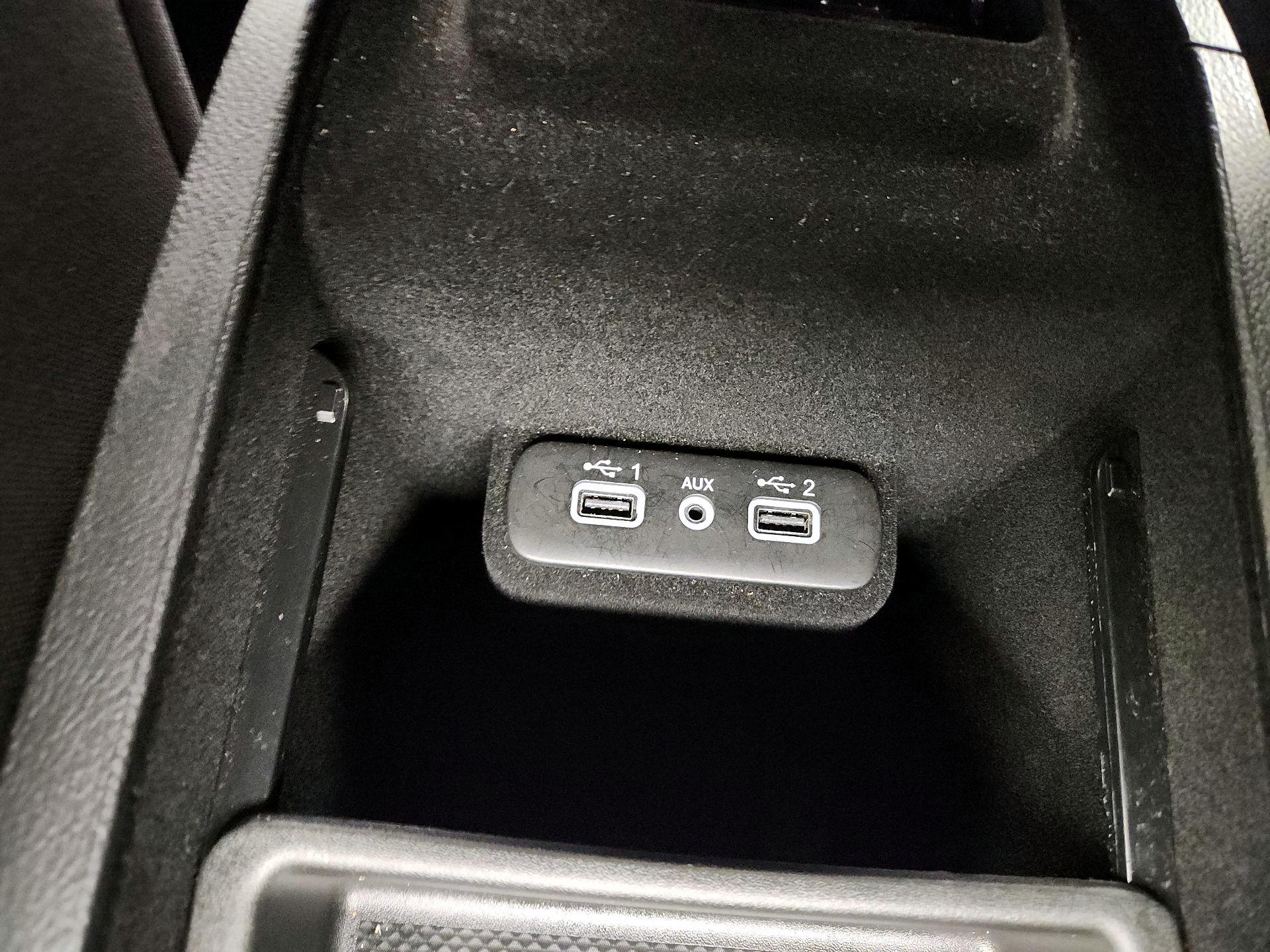 Thumbnail: 2022 Dodge Charger - 18