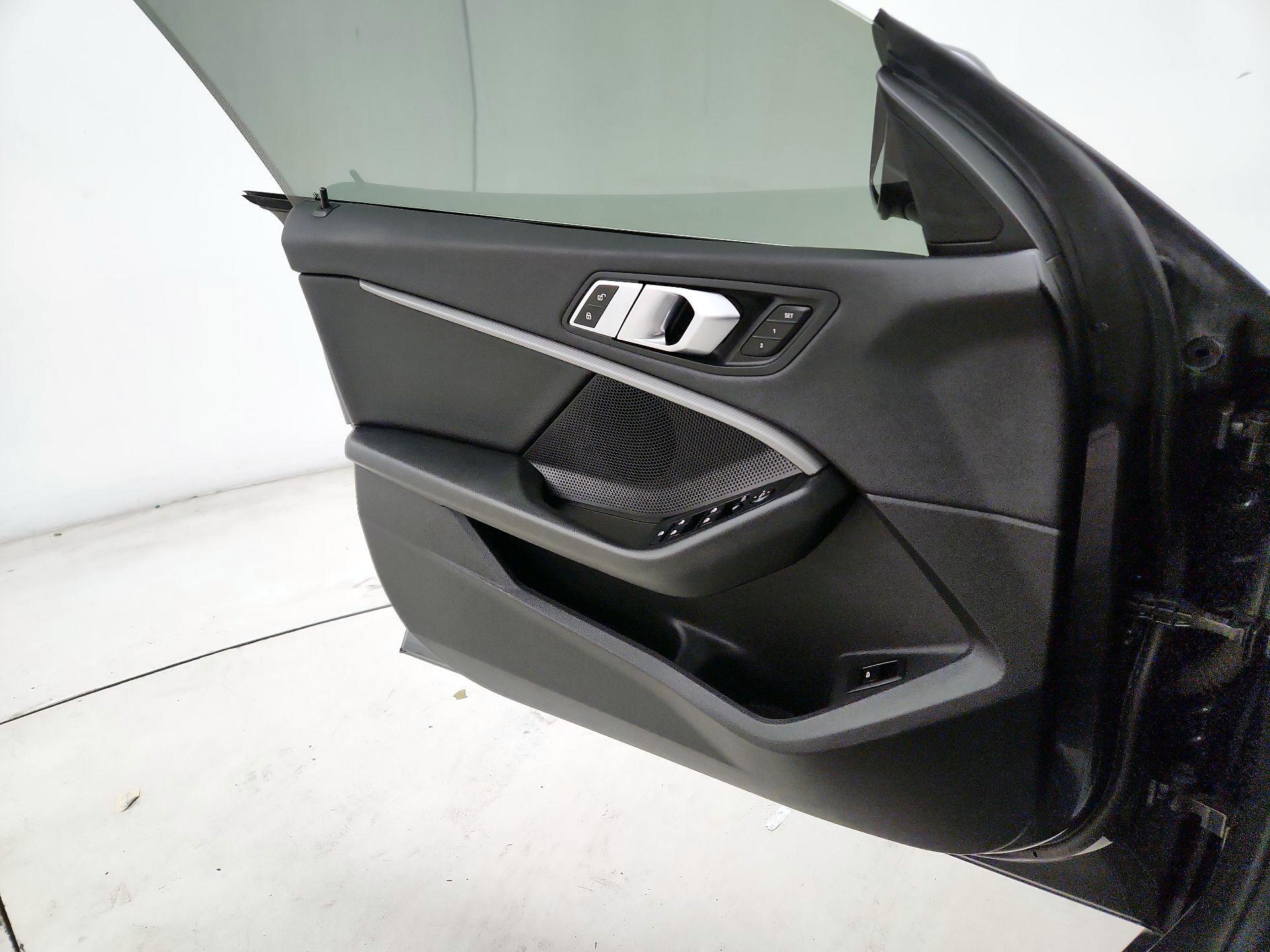 Thumbnail: 2020 BMW 2 Series - 12