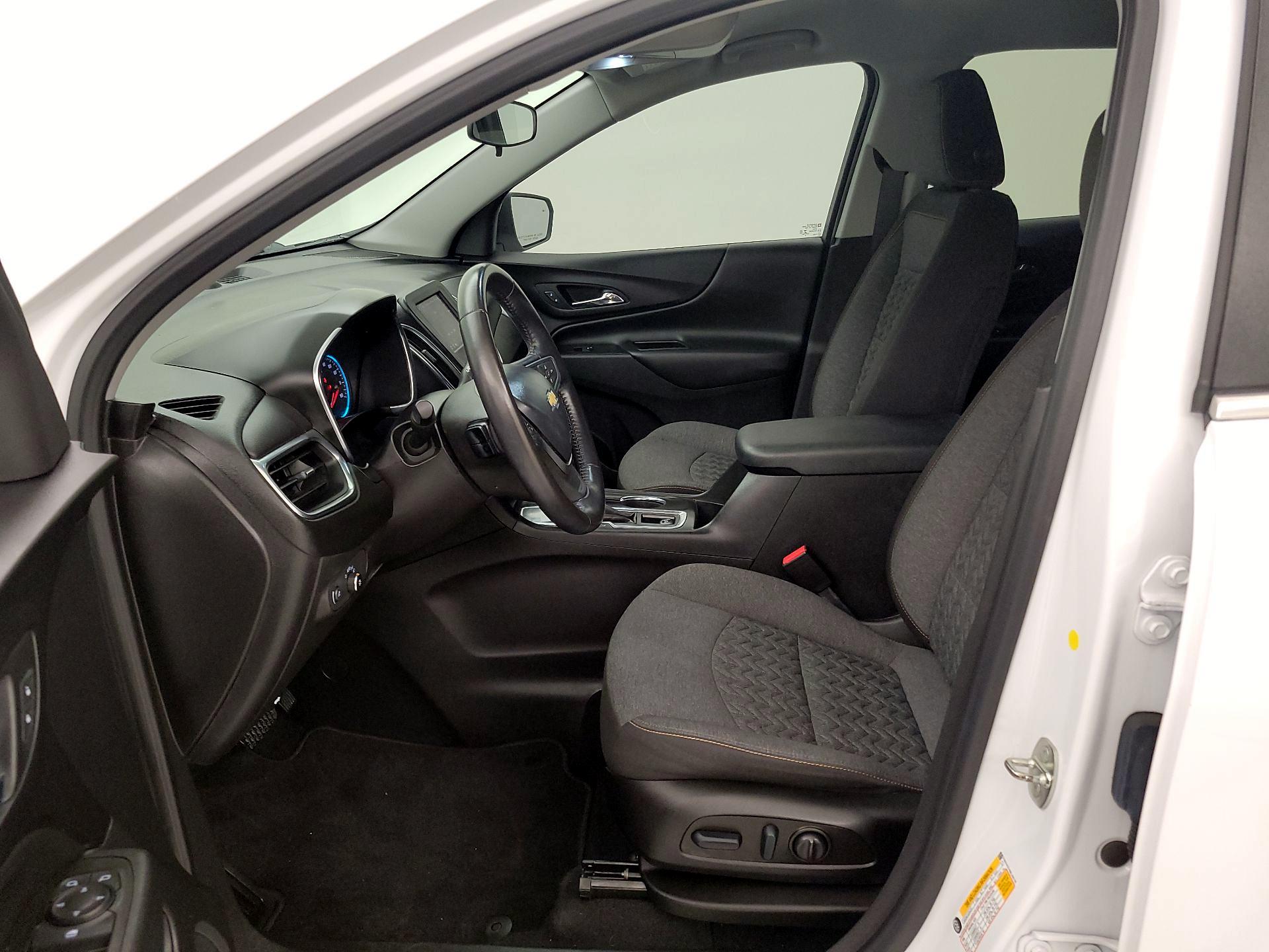 Thumbnail: 2022 Chevrolet Equinox - 11