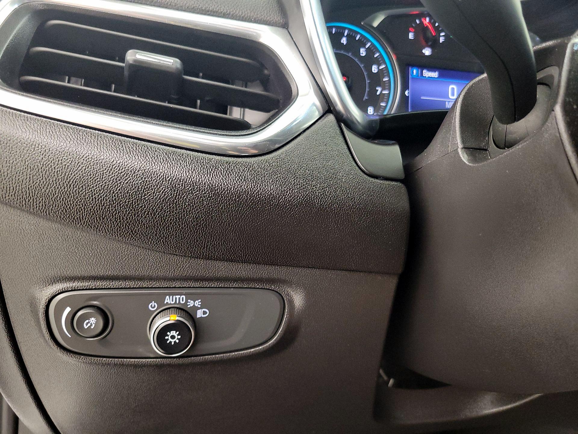 Thumbnail: 2022 Chevrolet Equinox - 13