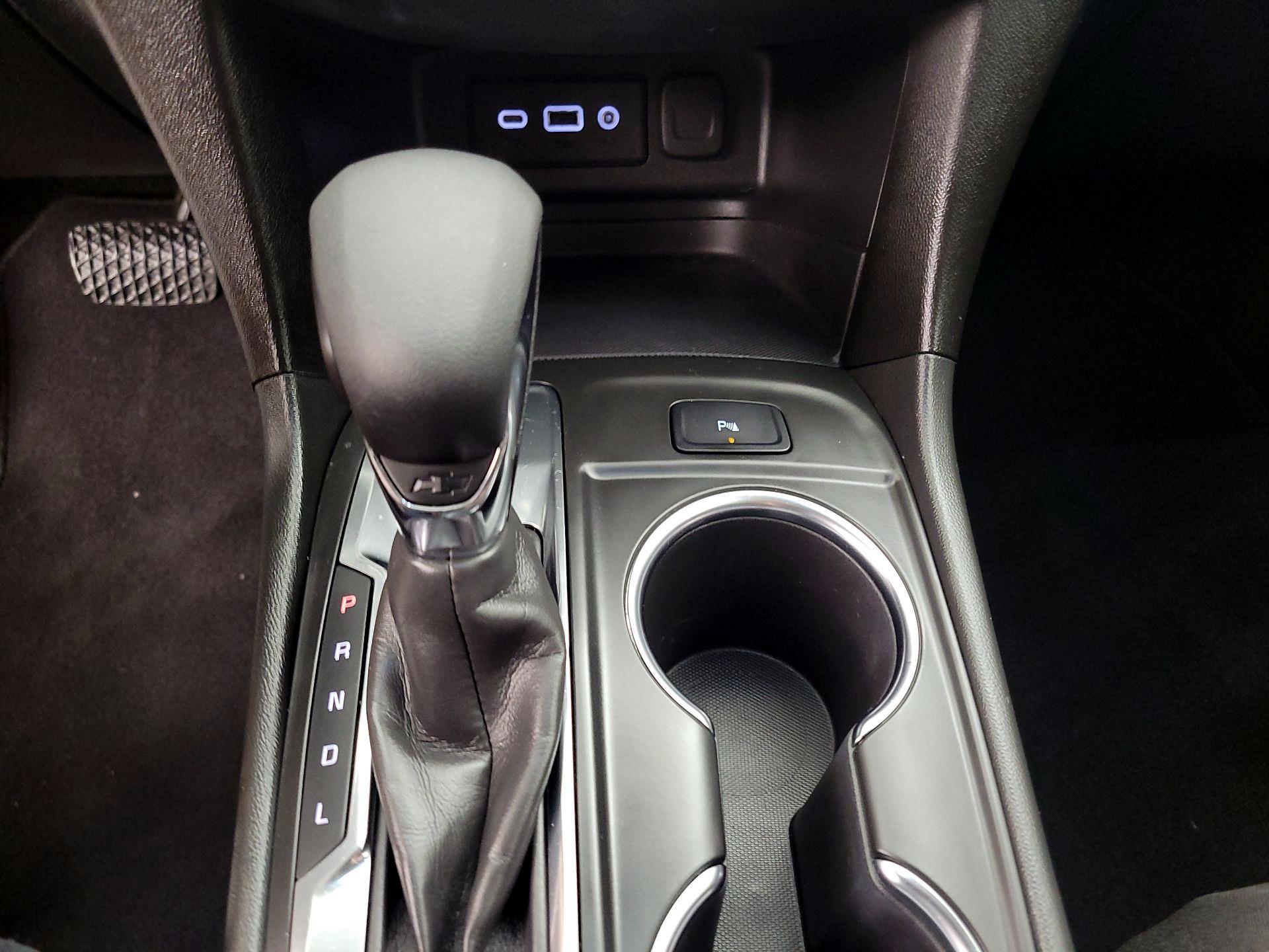 Thumbnail: 2022 Chevrolet Equinox - 17