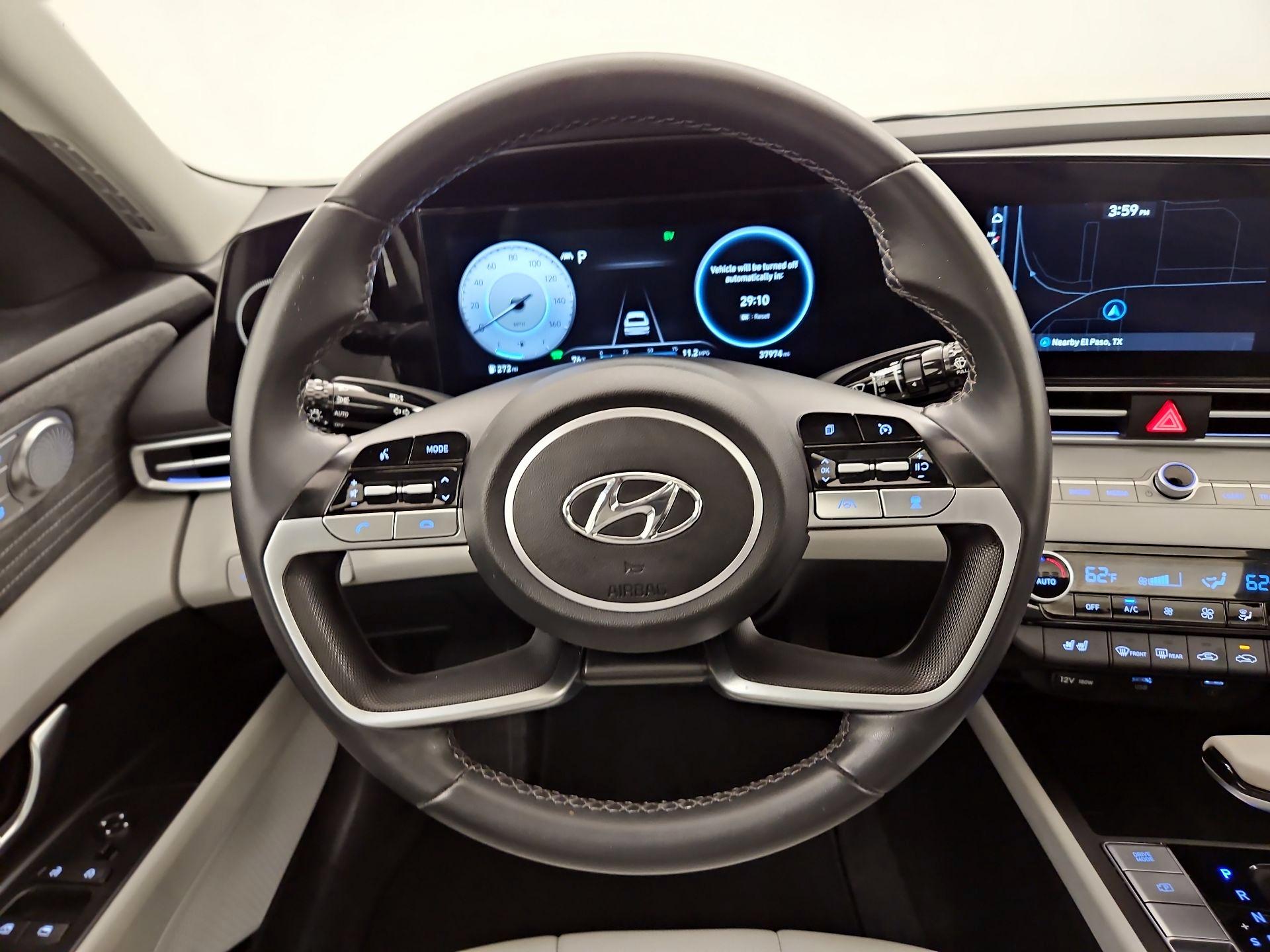 Thumbnail: 2023 Hyundai Elantra - 10