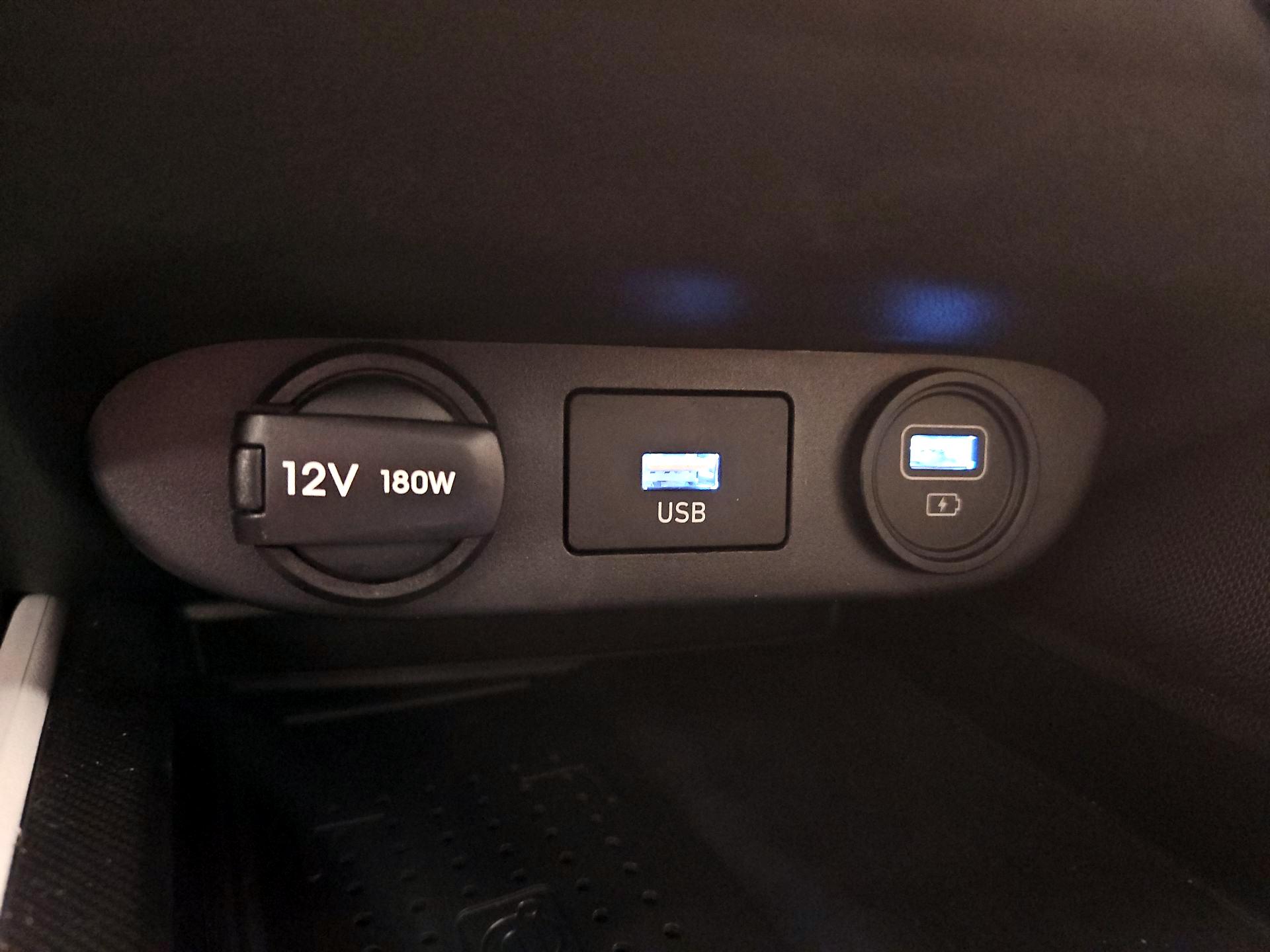 Thumbnail: 2023 Hyundai Elantra - 19