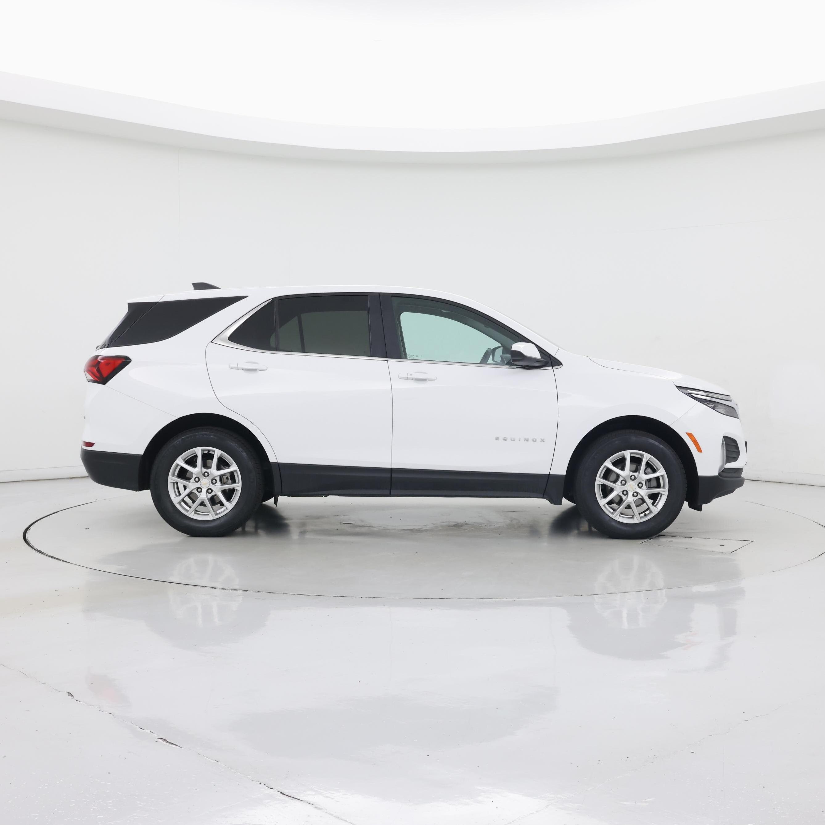 Thumbnail: 2023 Chevrolet Equinox - 7