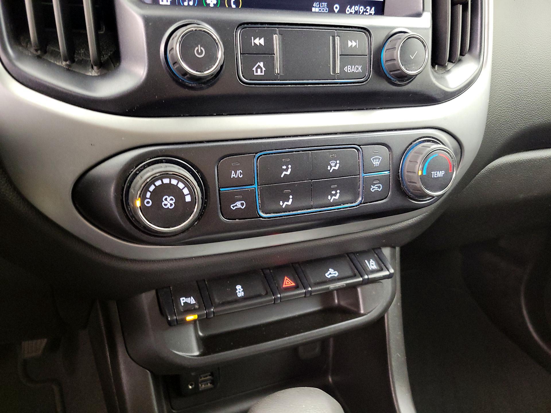 Thumbnail: 2022 Chevrolet Colorado - 16