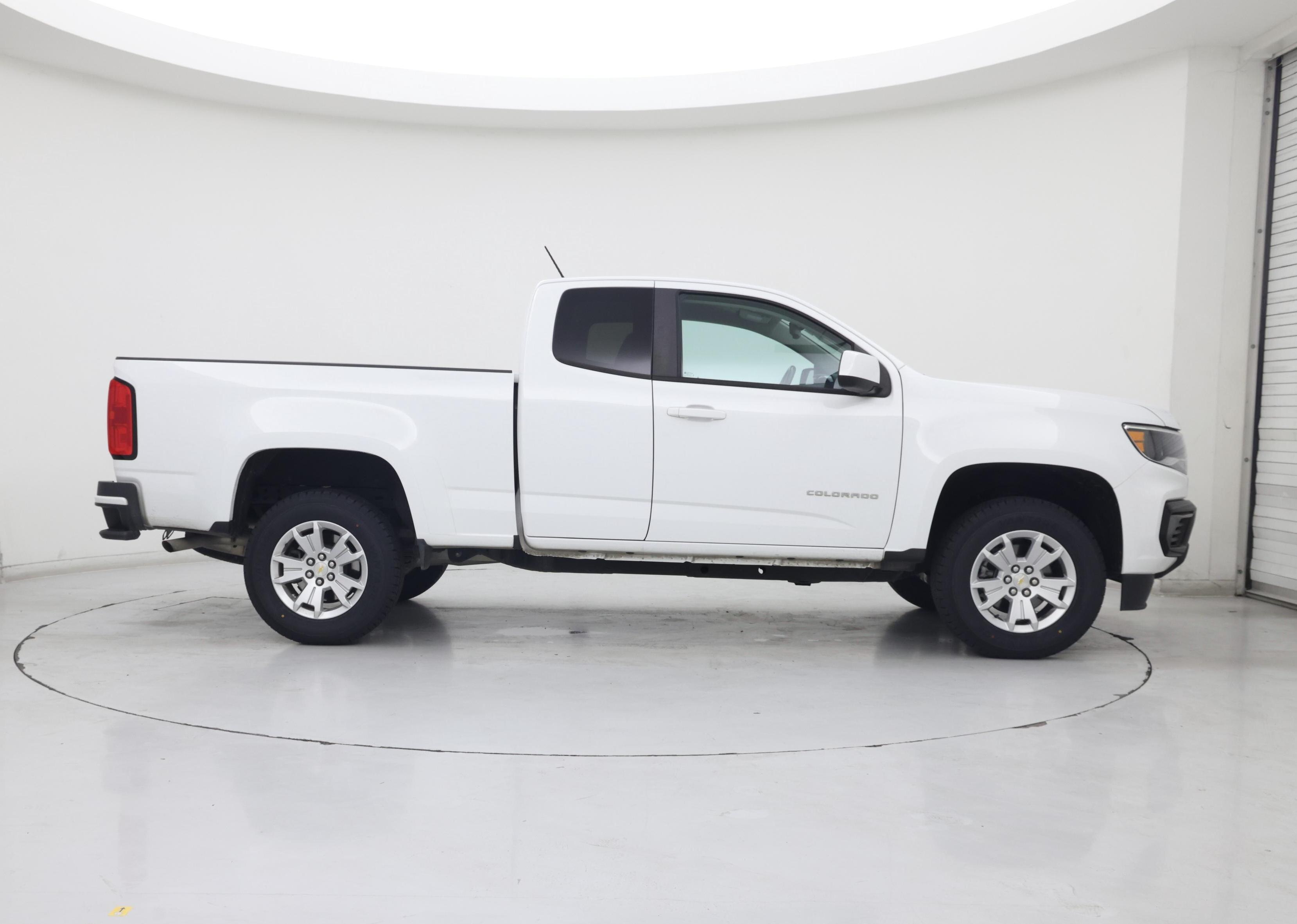 Thumbnail: 2022 Chevrolet Colorado - 7