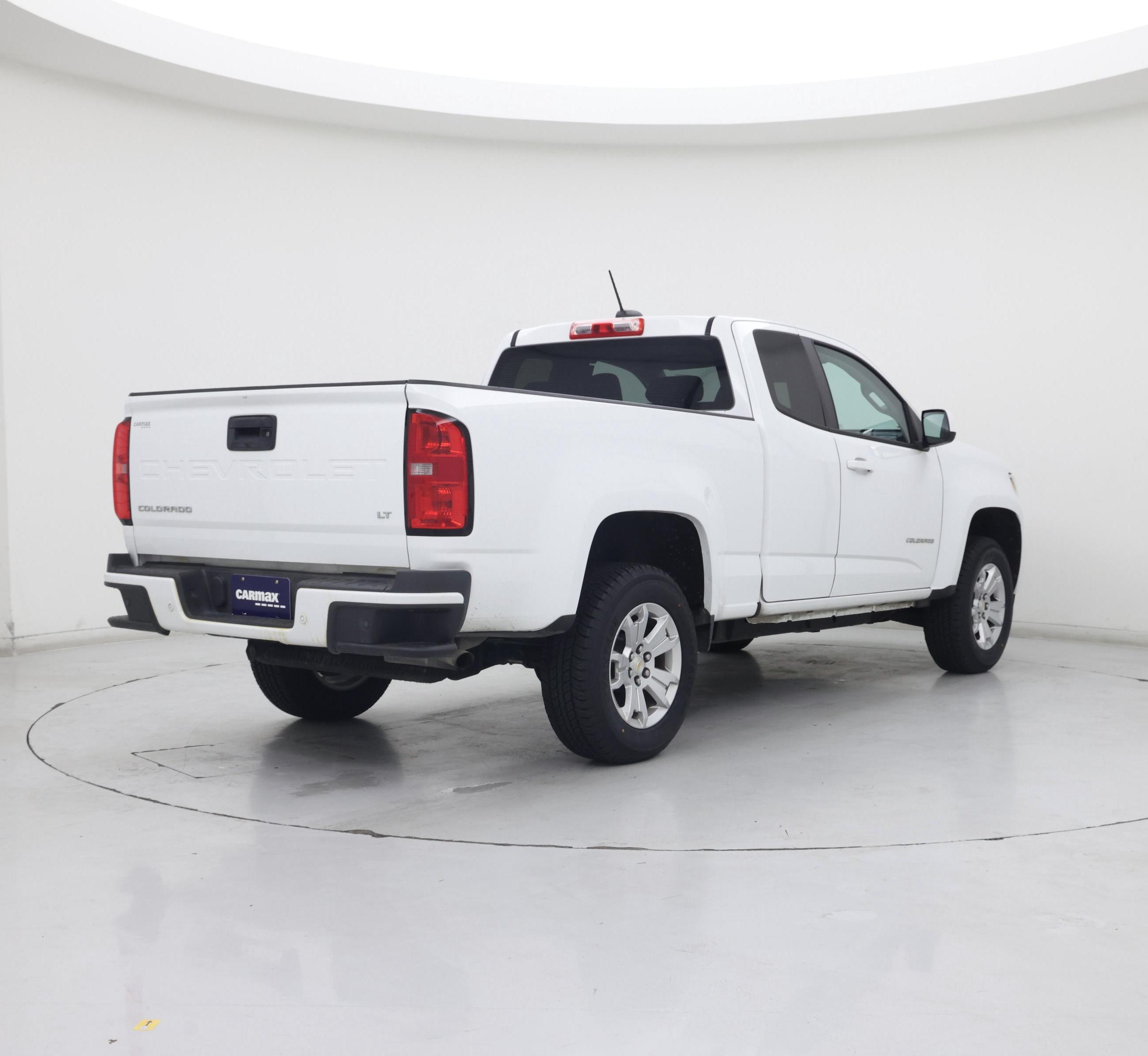 Thumbnail: 2022 Chevrolet Colorado - 8