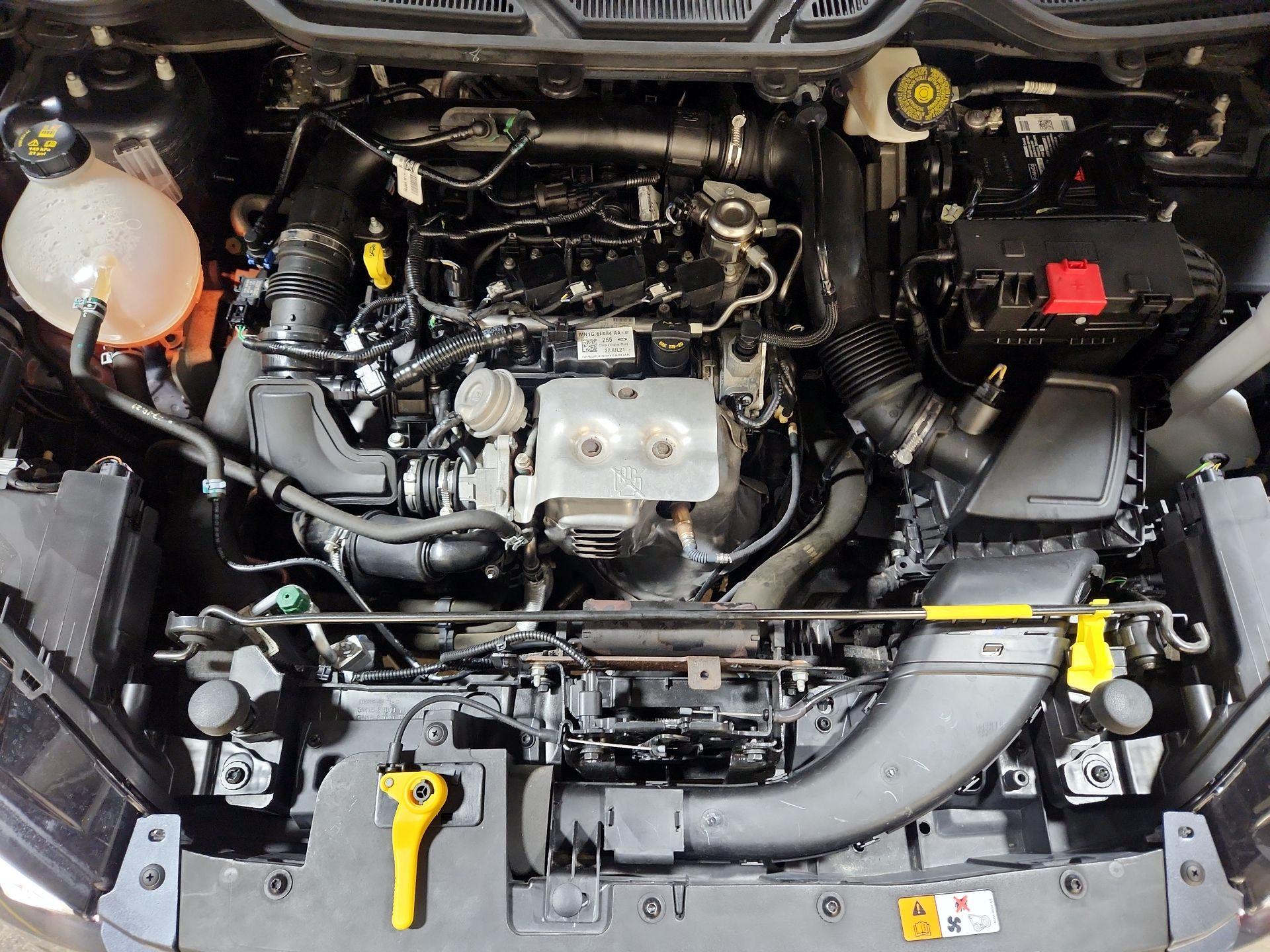 Thumbnail: 2021 Ford EcoSport - 17