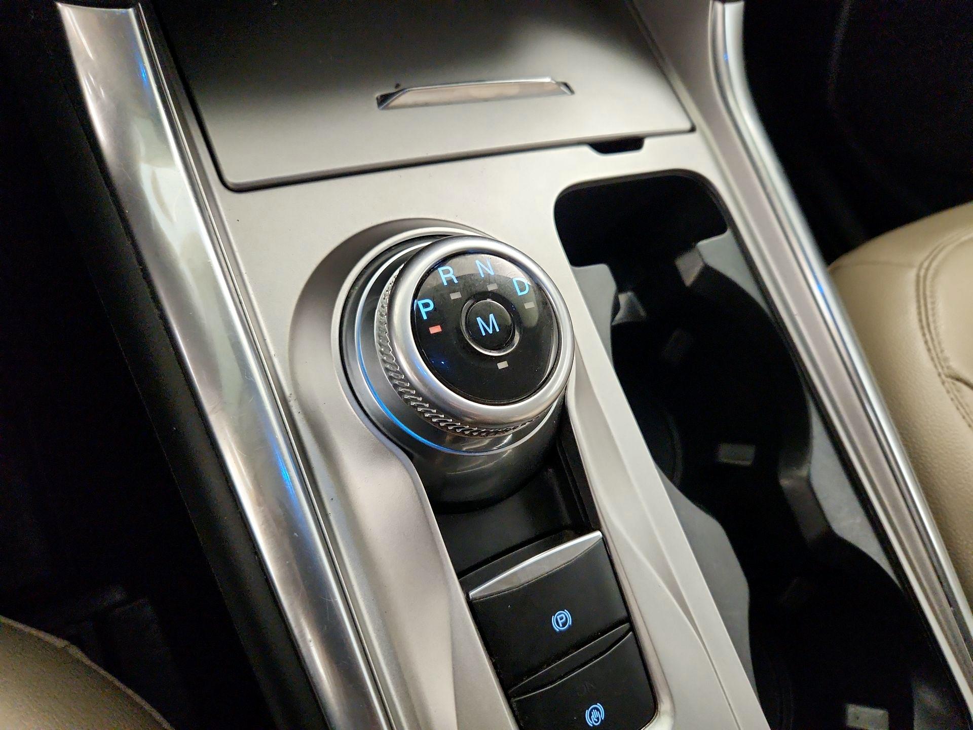 Thumbnail: 2020 Ford Explorer - 18