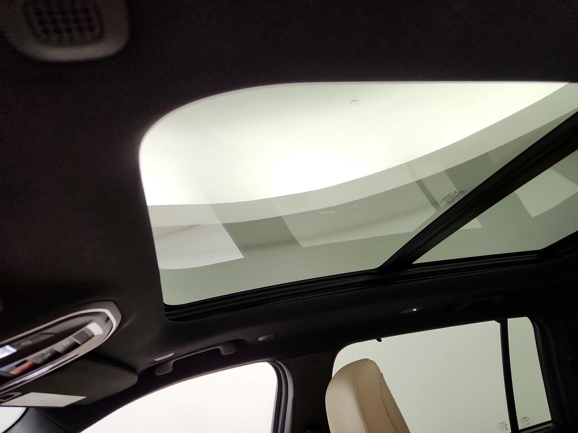 Thumbnail: 2023 Jeep Grand Cherokee L - 20