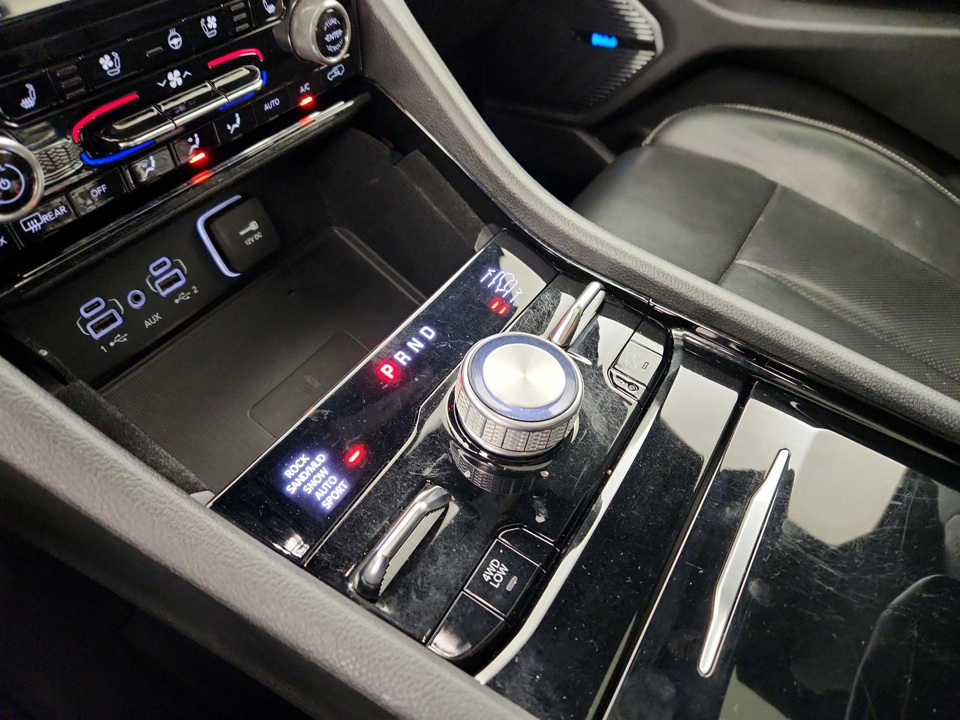 Thumbnail: 2022 Jeep Grand Cherokee - 18